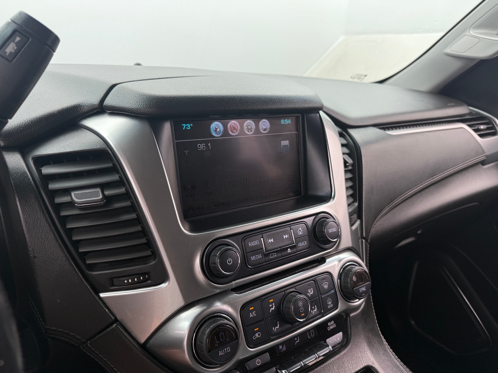 Thumbnail: 2018 Chevrolet Tahoe - 4