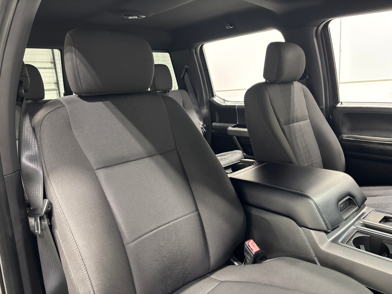 Thumbnail: 2018 Ford Econoline - 2