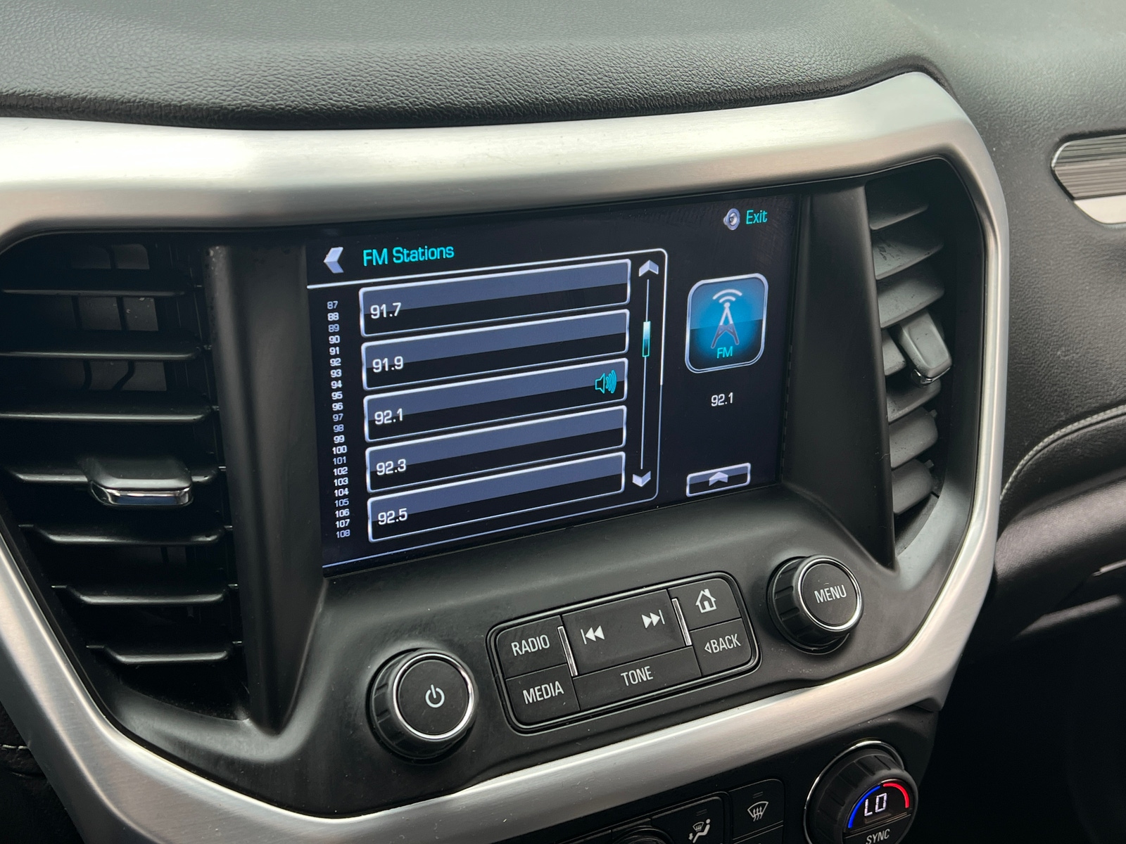 Thumbnail: 2017 GMC Acadia - 3