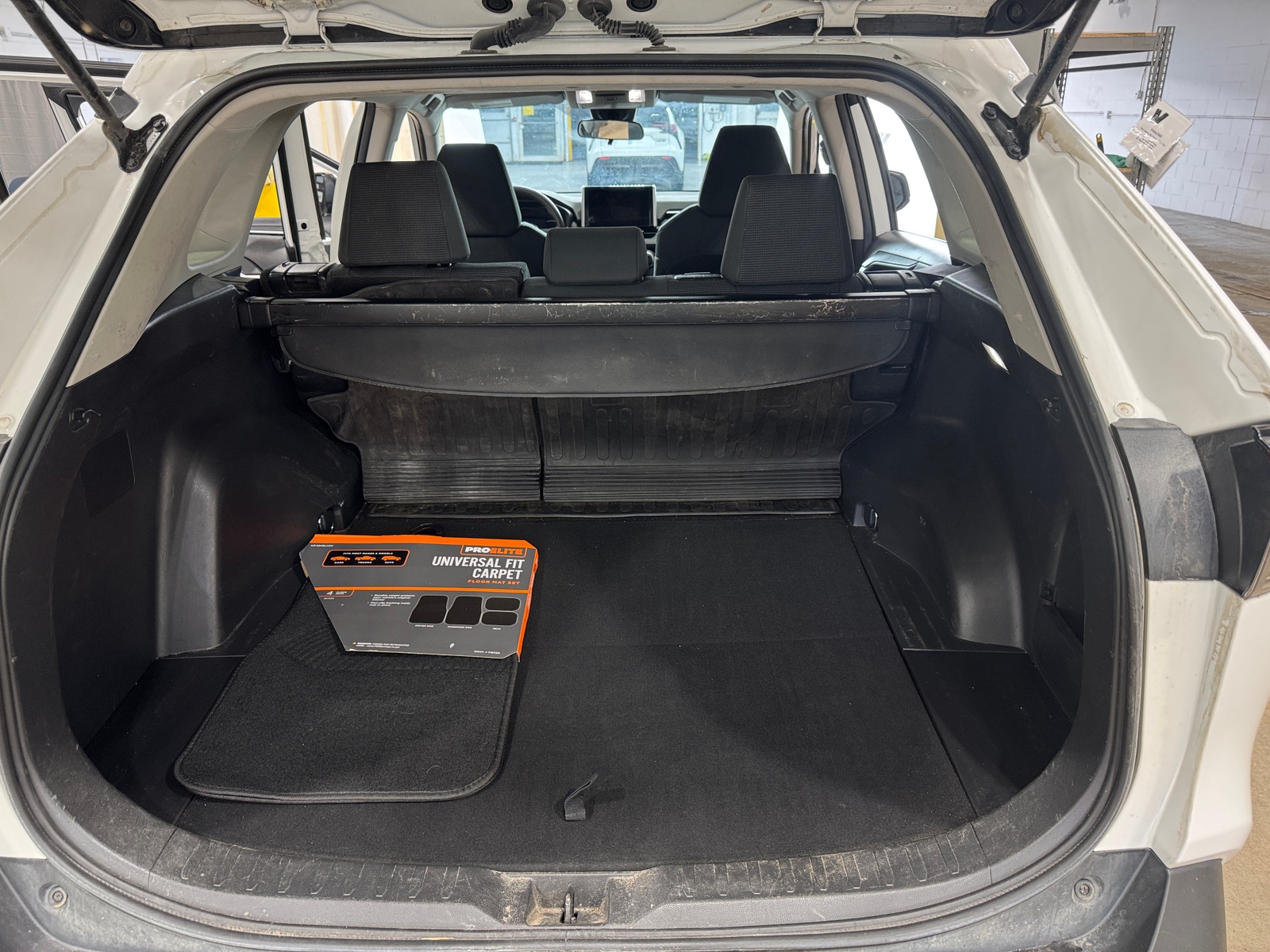 Thumbnail: 2023 Toyota RAV4 - 7