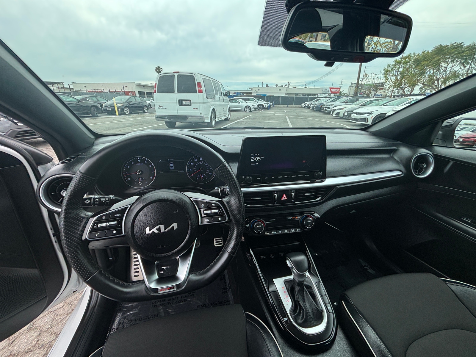 Thumbnail: 2023 Kia Forte - 3