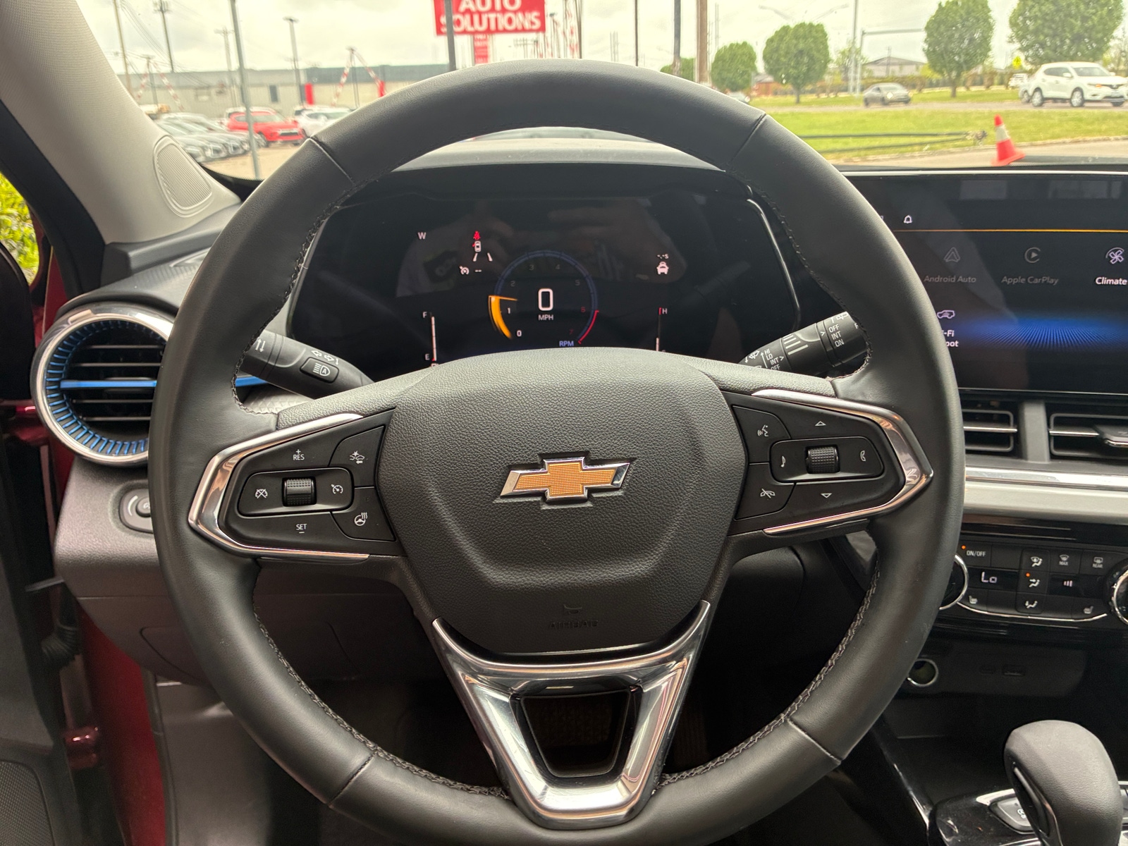 Thumbnail: 2025 Chevrolet Trax - 5