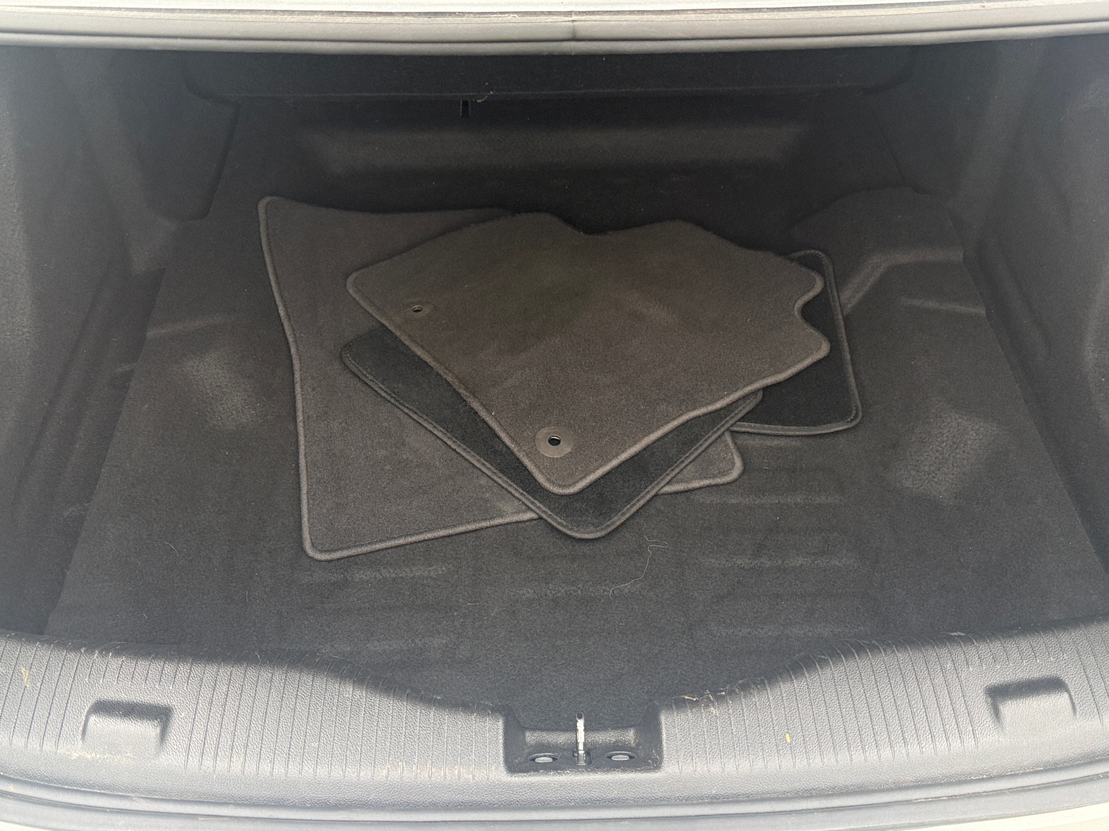 Thumbnail: 2019 Chevrolet Cruze - 7