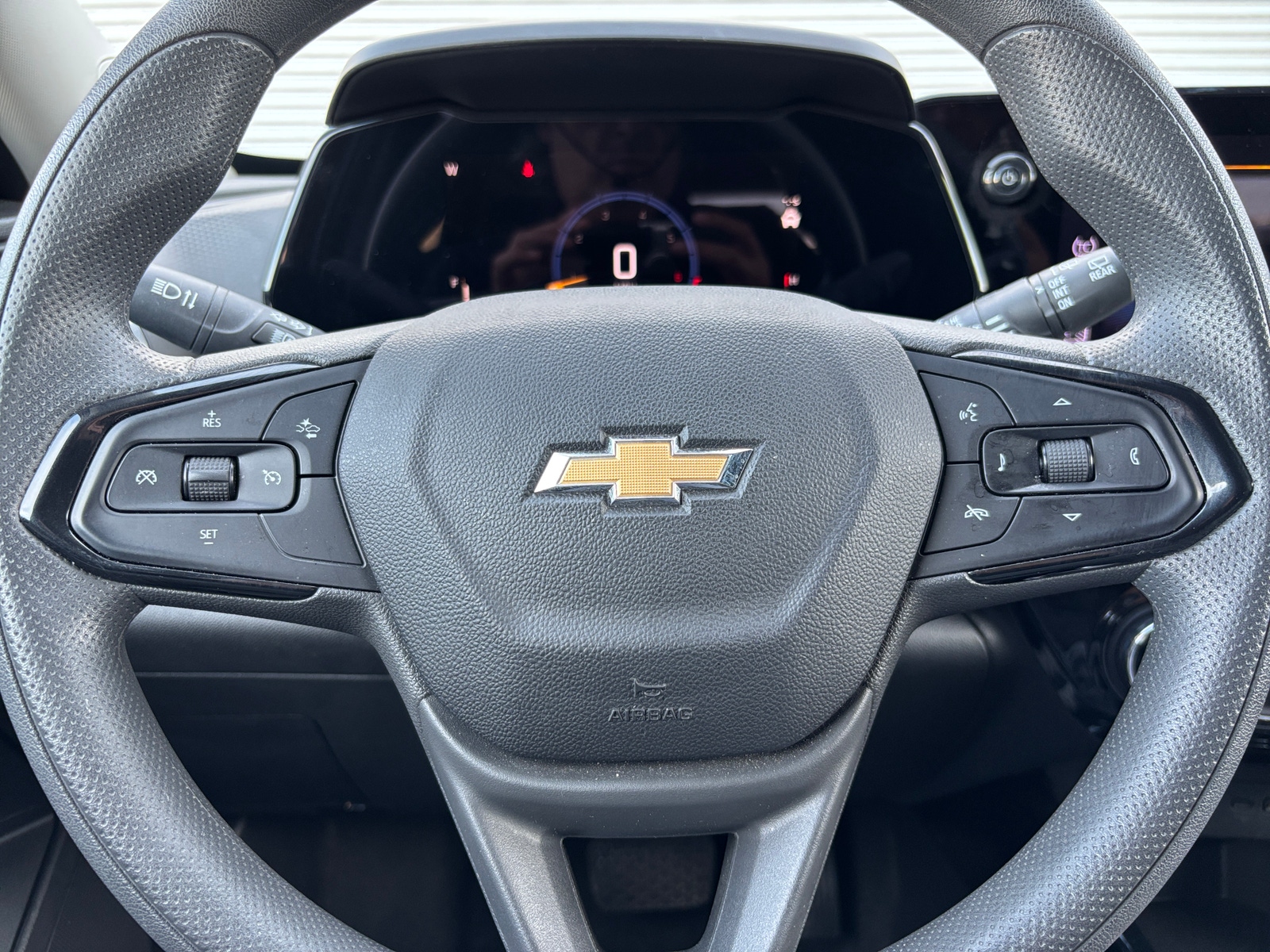 Thumbnail: 2025 Chevrolet Trax - 5