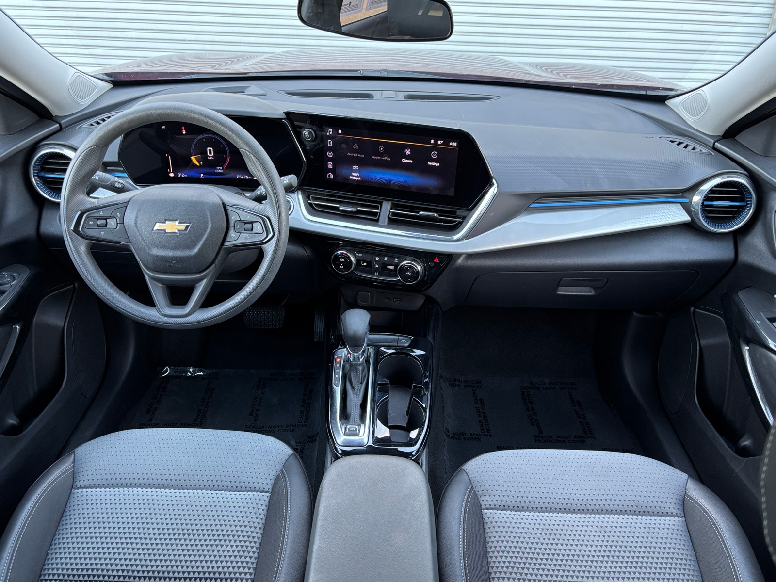 Thumbnail: 2025 Chevrolet Trax - 3