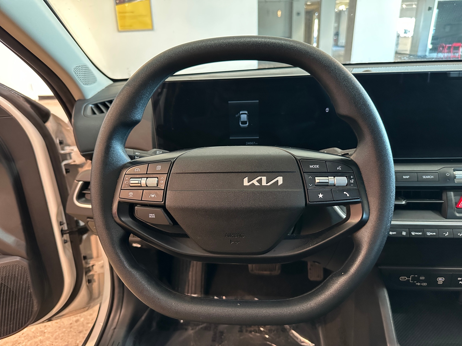 Thumbnail: 2025 Kia K4 - 5