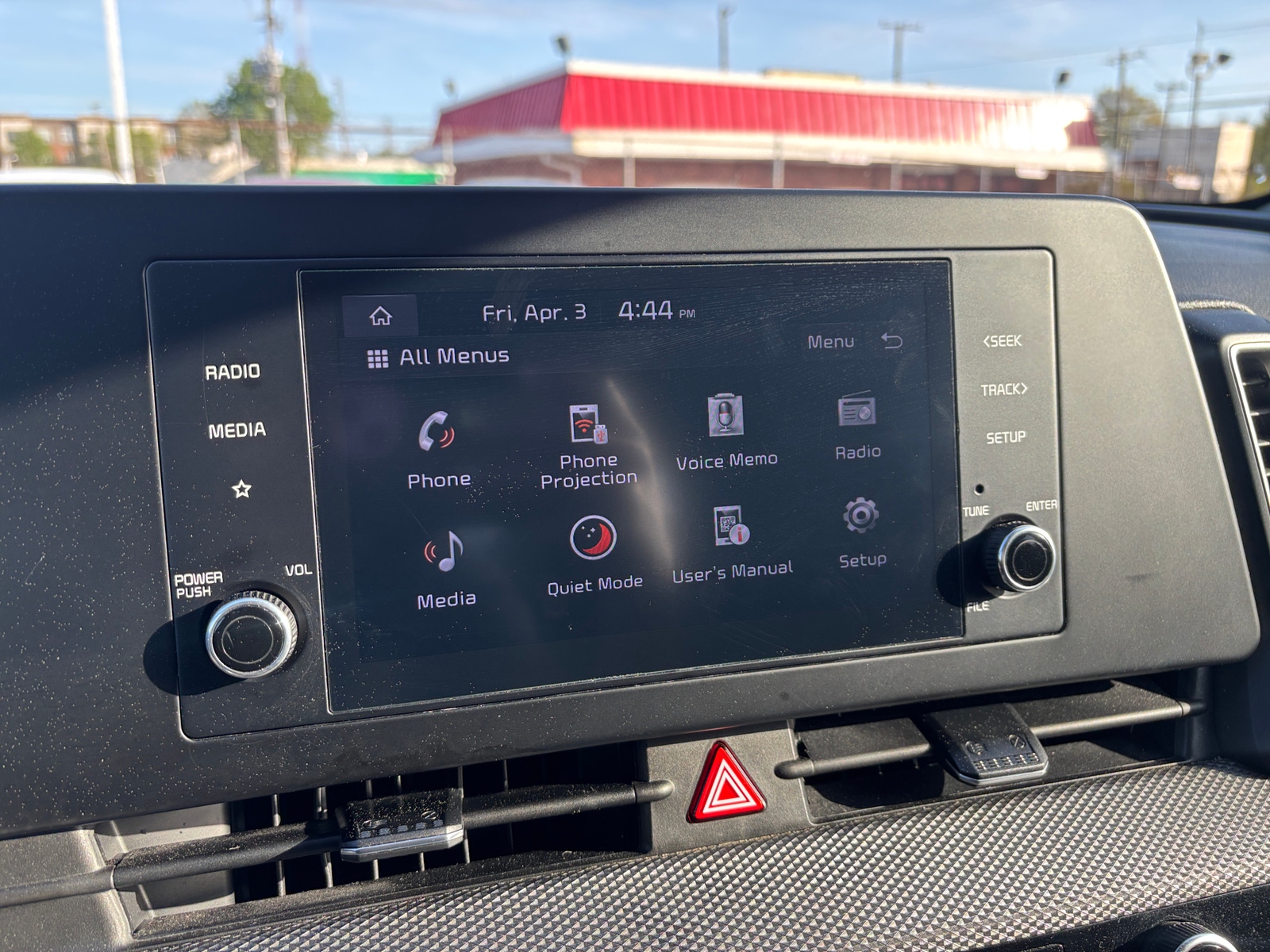 Thumbnail: 2024 Kia Sportage - 4