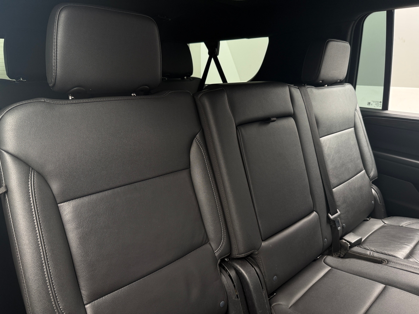 Thumbnail: 2022 Chevrolet Suburban - 5