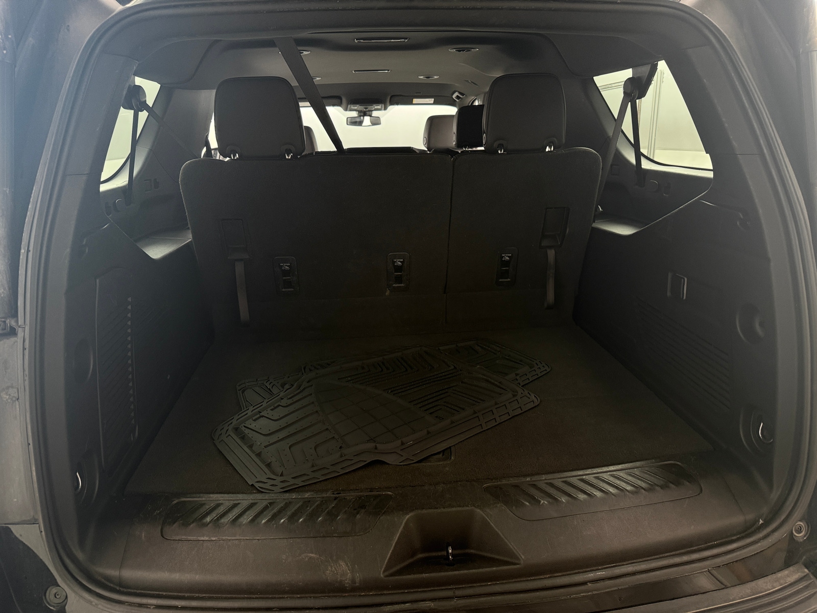 Thumbnail: 2022 Chevrolet Suburban - 6