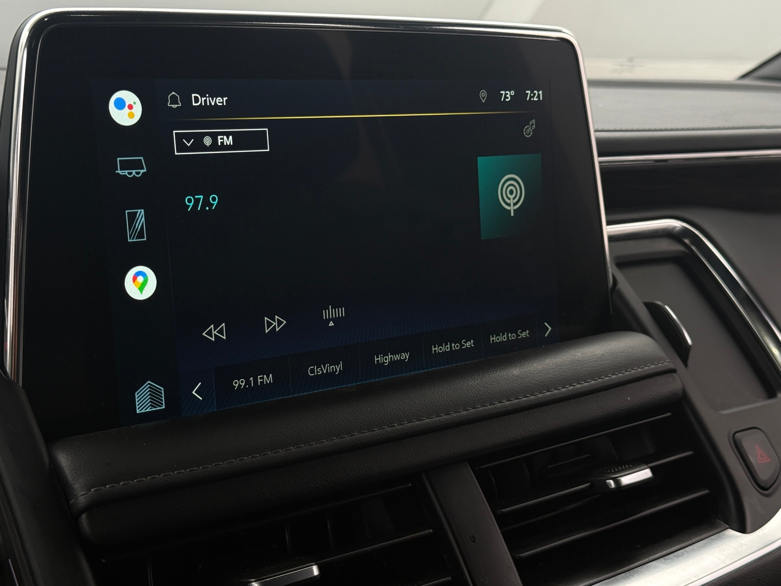 Thumbnail: 2022 Chevrolet Suburban - 3