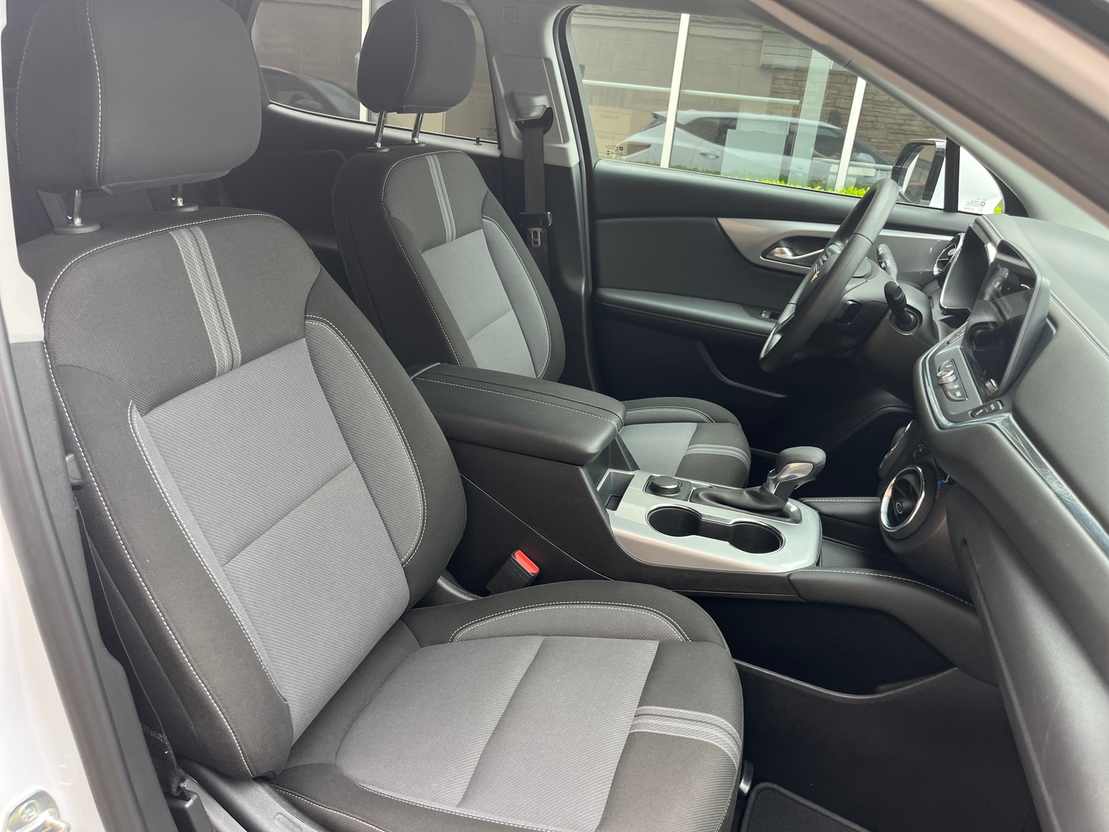 Thumbnail: 2025 Chevrolet Blazer - 2