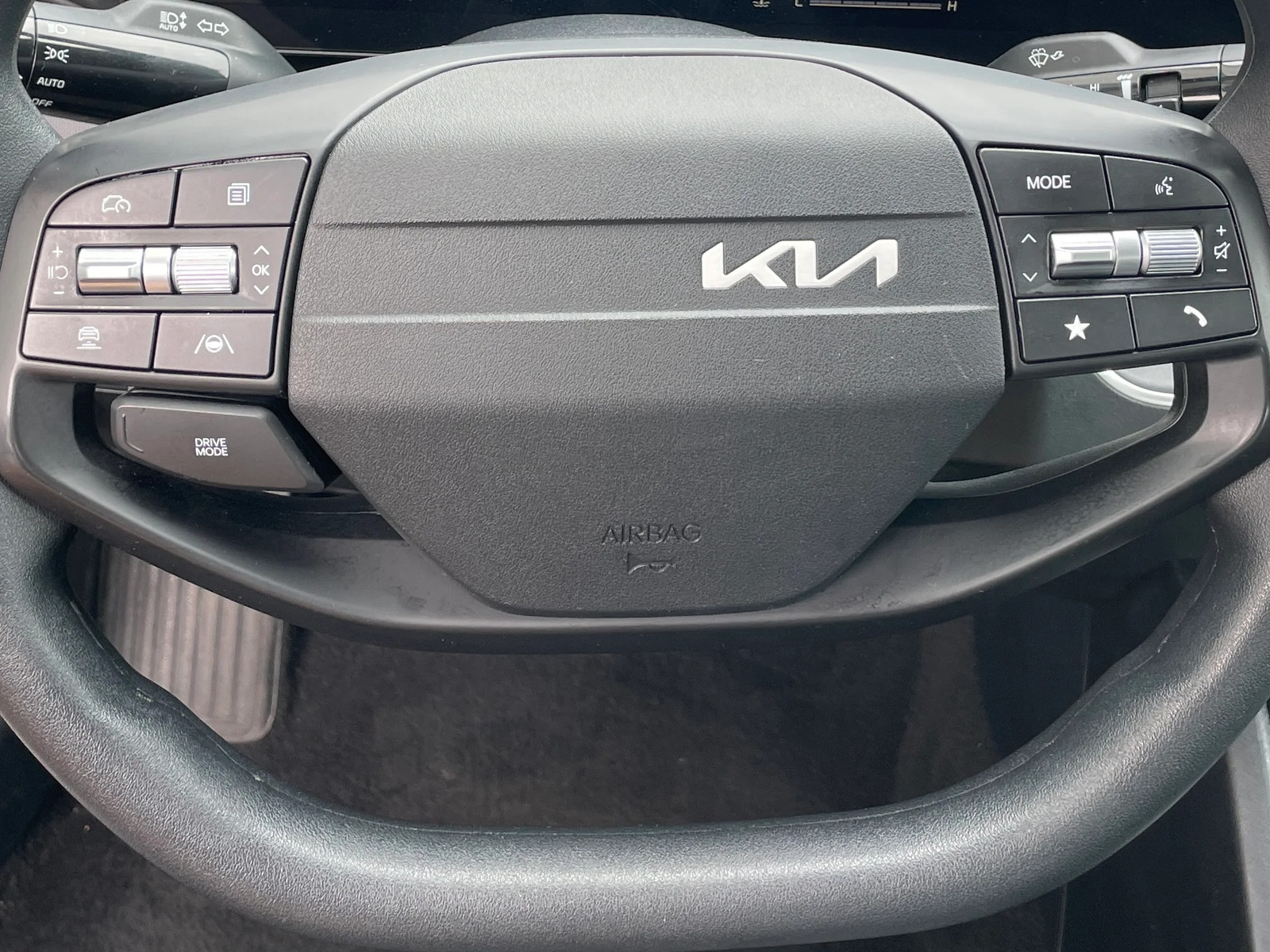 Thumbnail: 2025 Kia K4 - 5