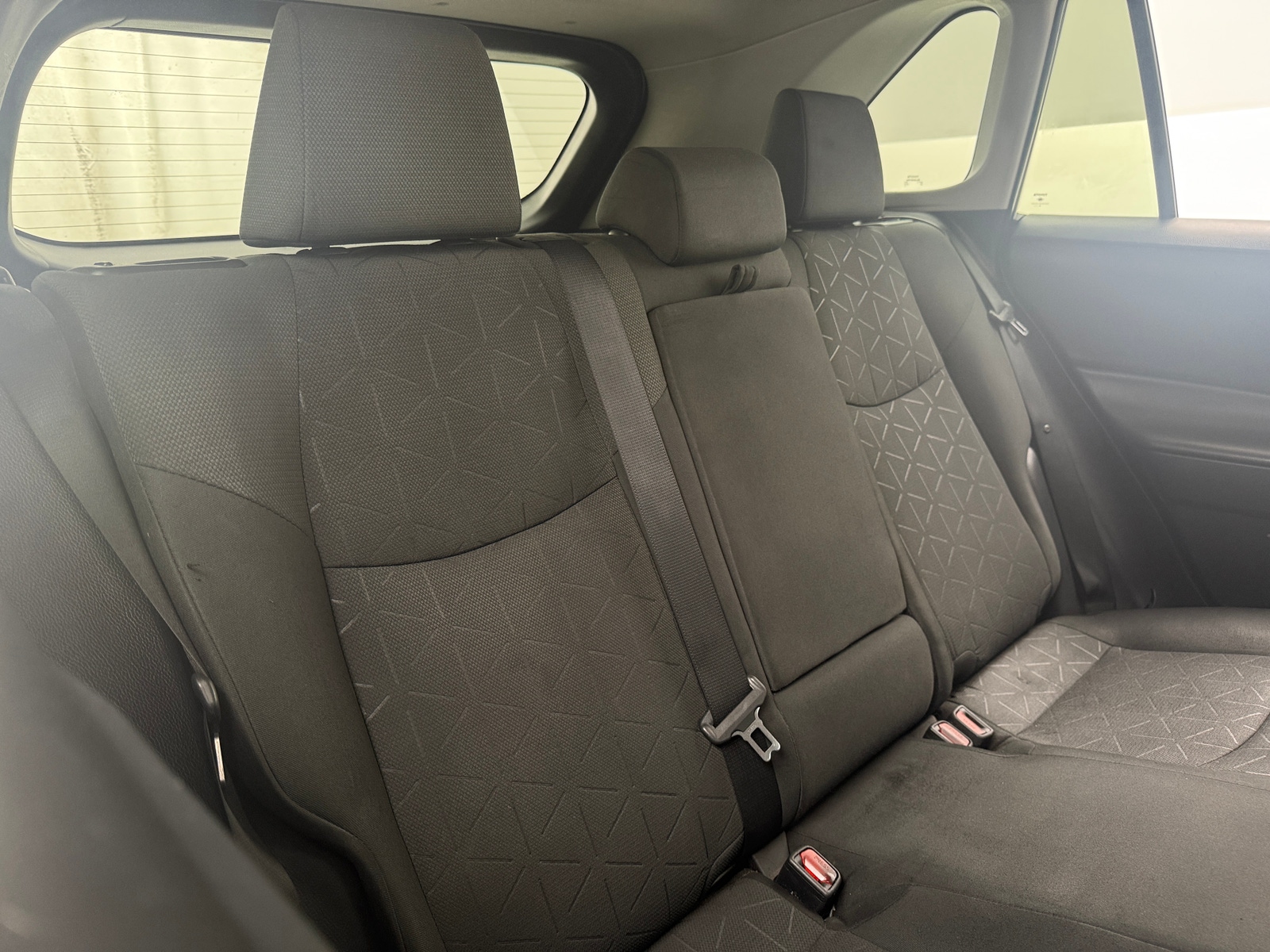 Thumbnail: 2021 Toyota RAV4 - 6