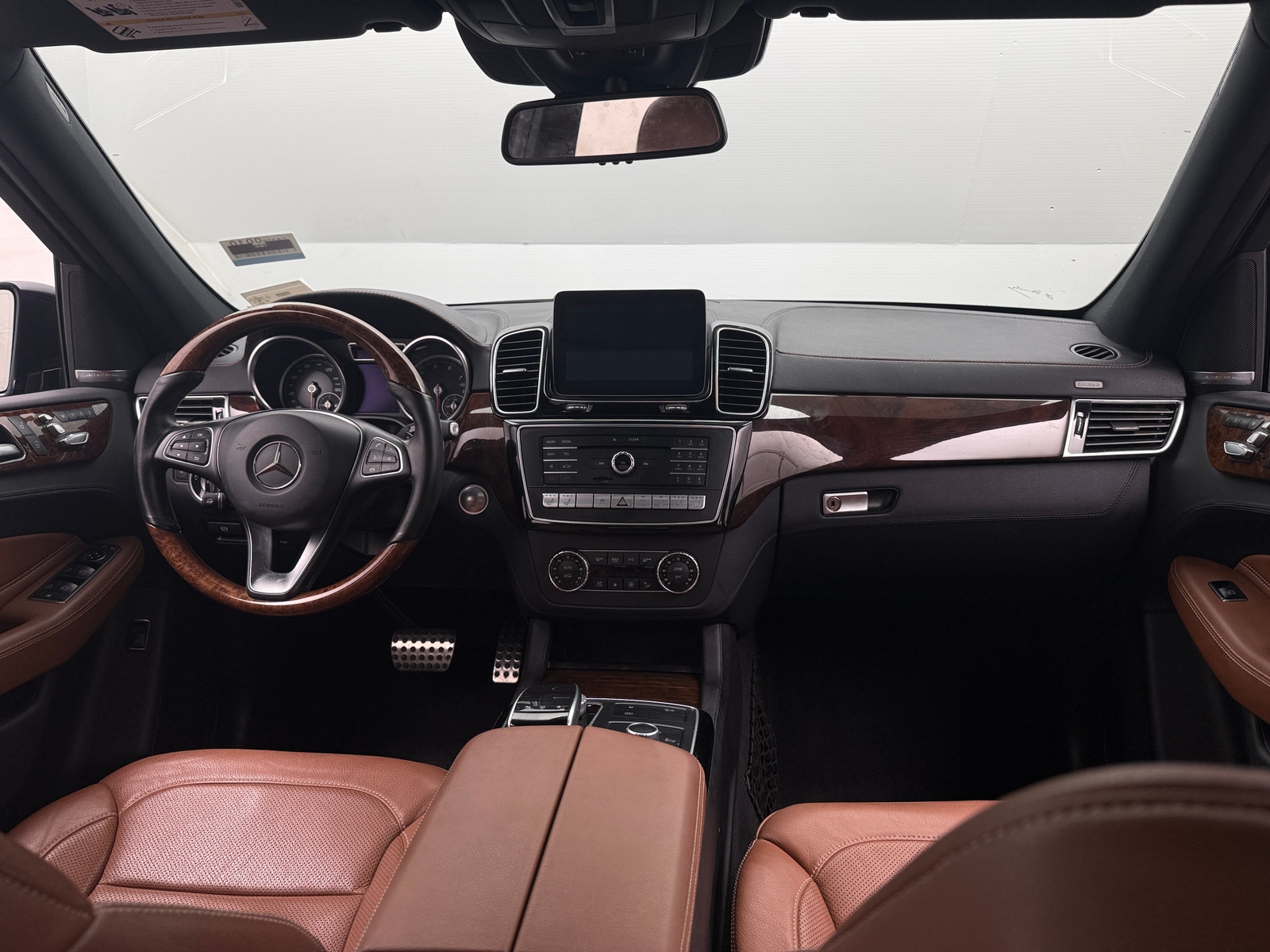 Thumbnail: 2016 Mercedes-Benz GLE - 2