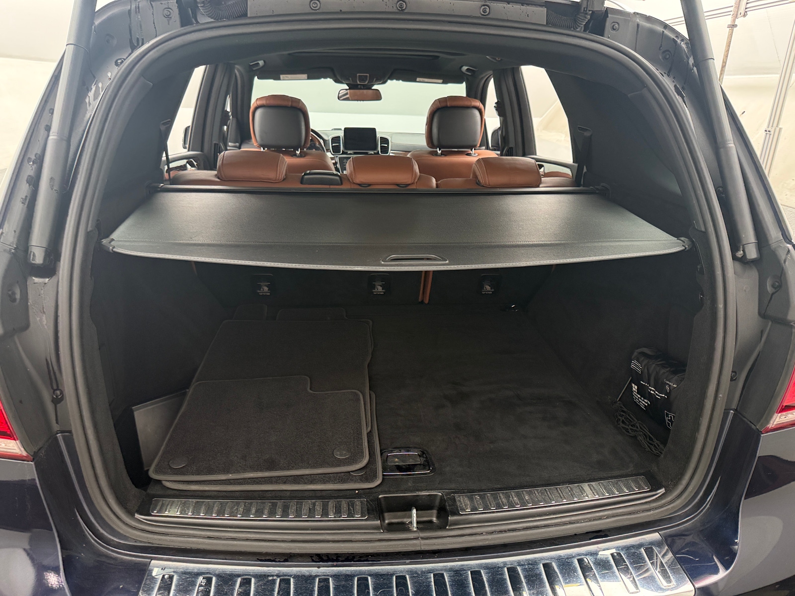 Thumbnail: 2016 Mercedes-Benz GLE - 6