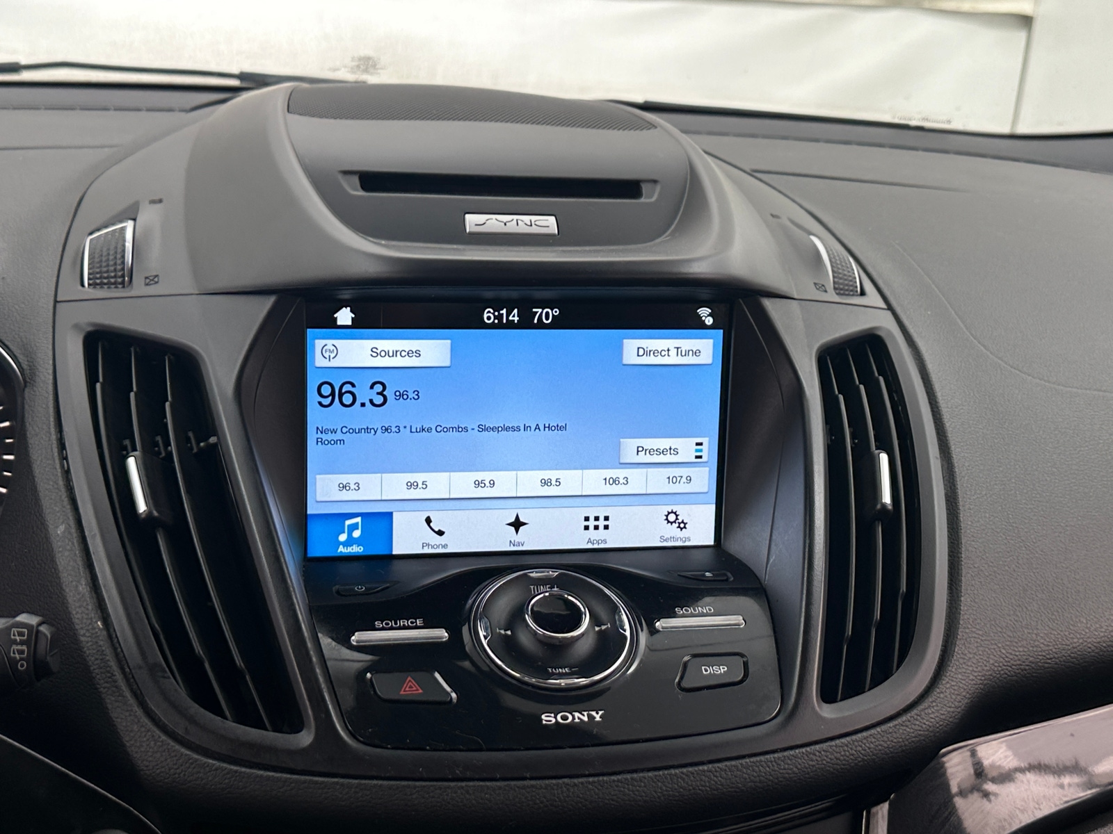 Thumbnail: 2017 Ford Escape - 3