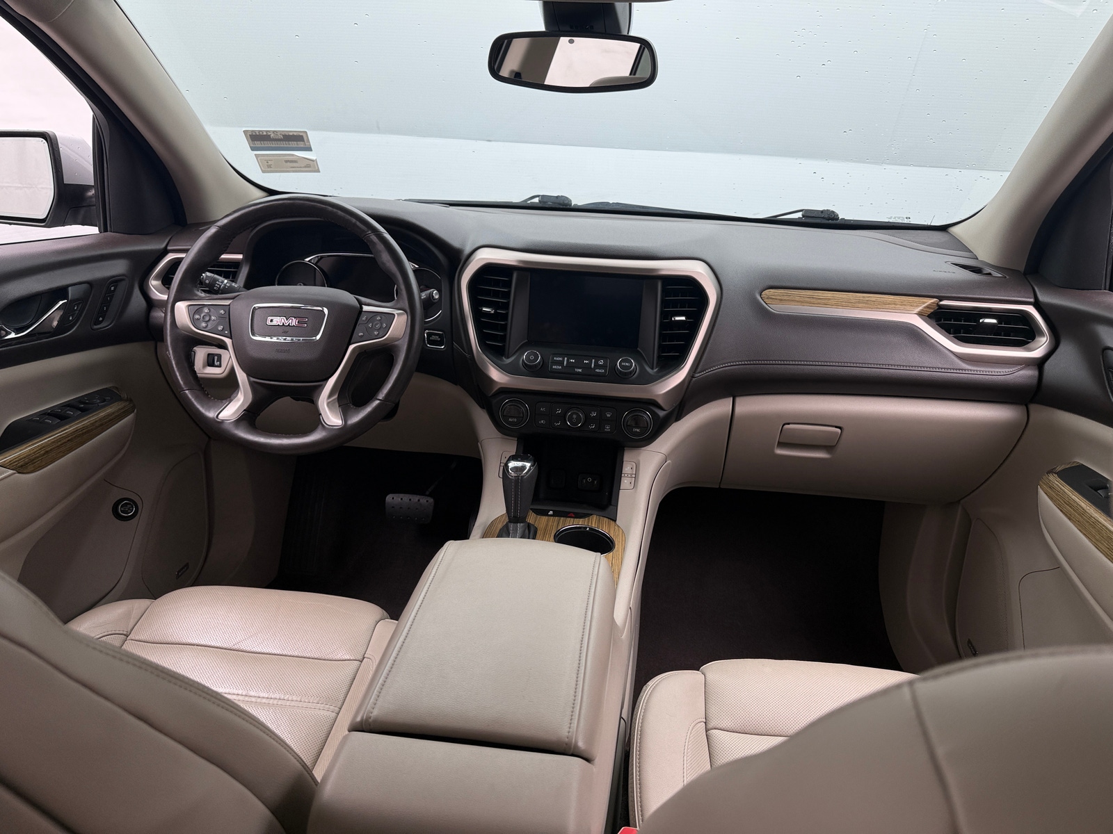 Thumbnail: 2018 GMC Acadia - 2