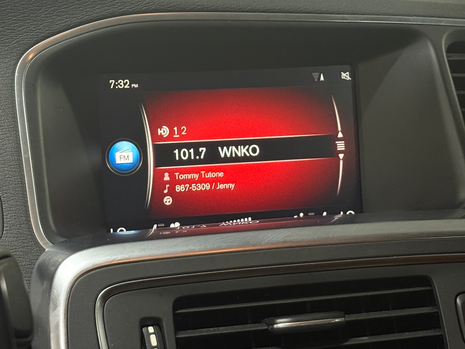 Thumbnail: 2018 Volvo S60 - 3