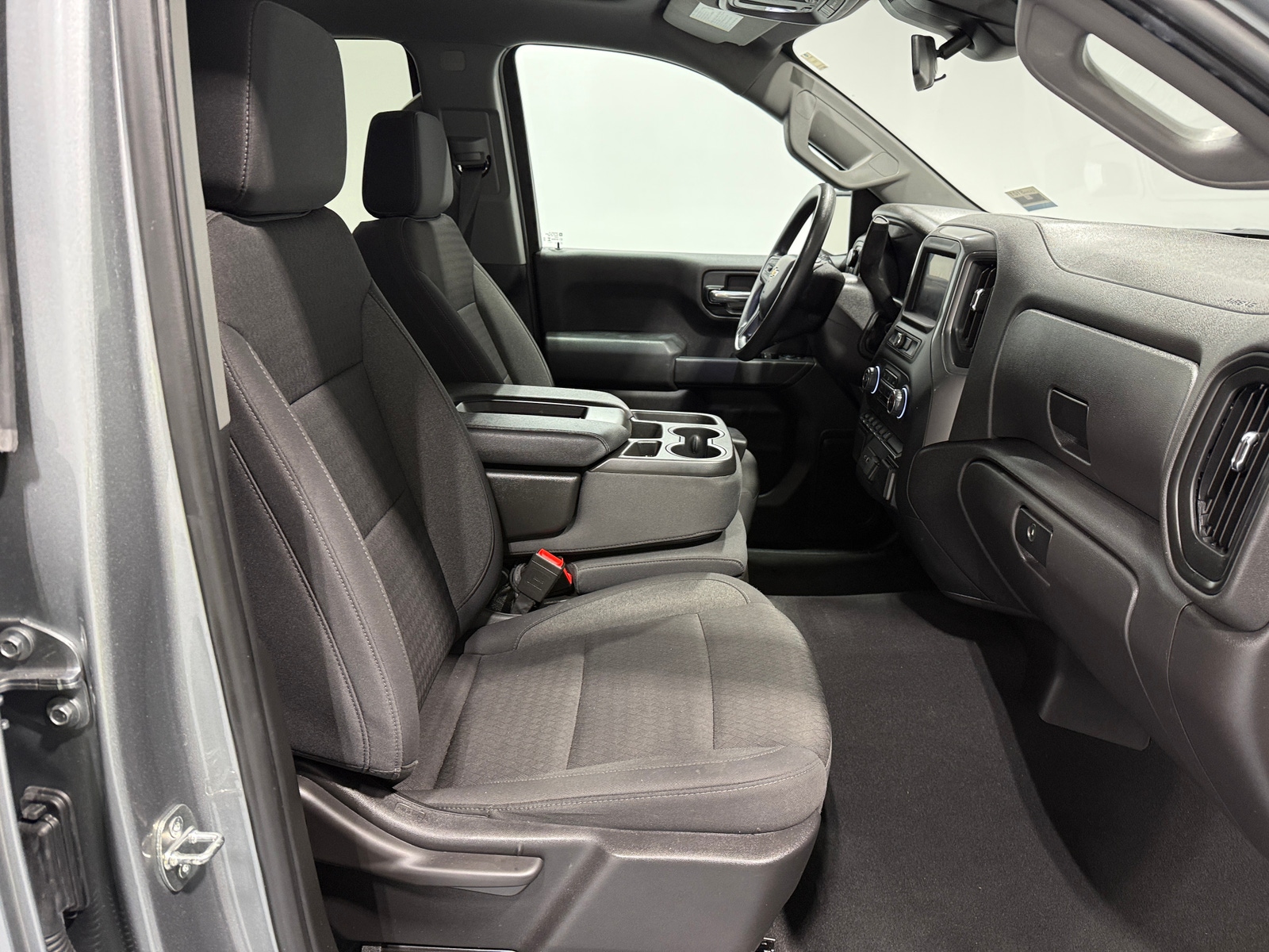 Thumbnail: 2024 Chevrolet Silverado 1500 - 2