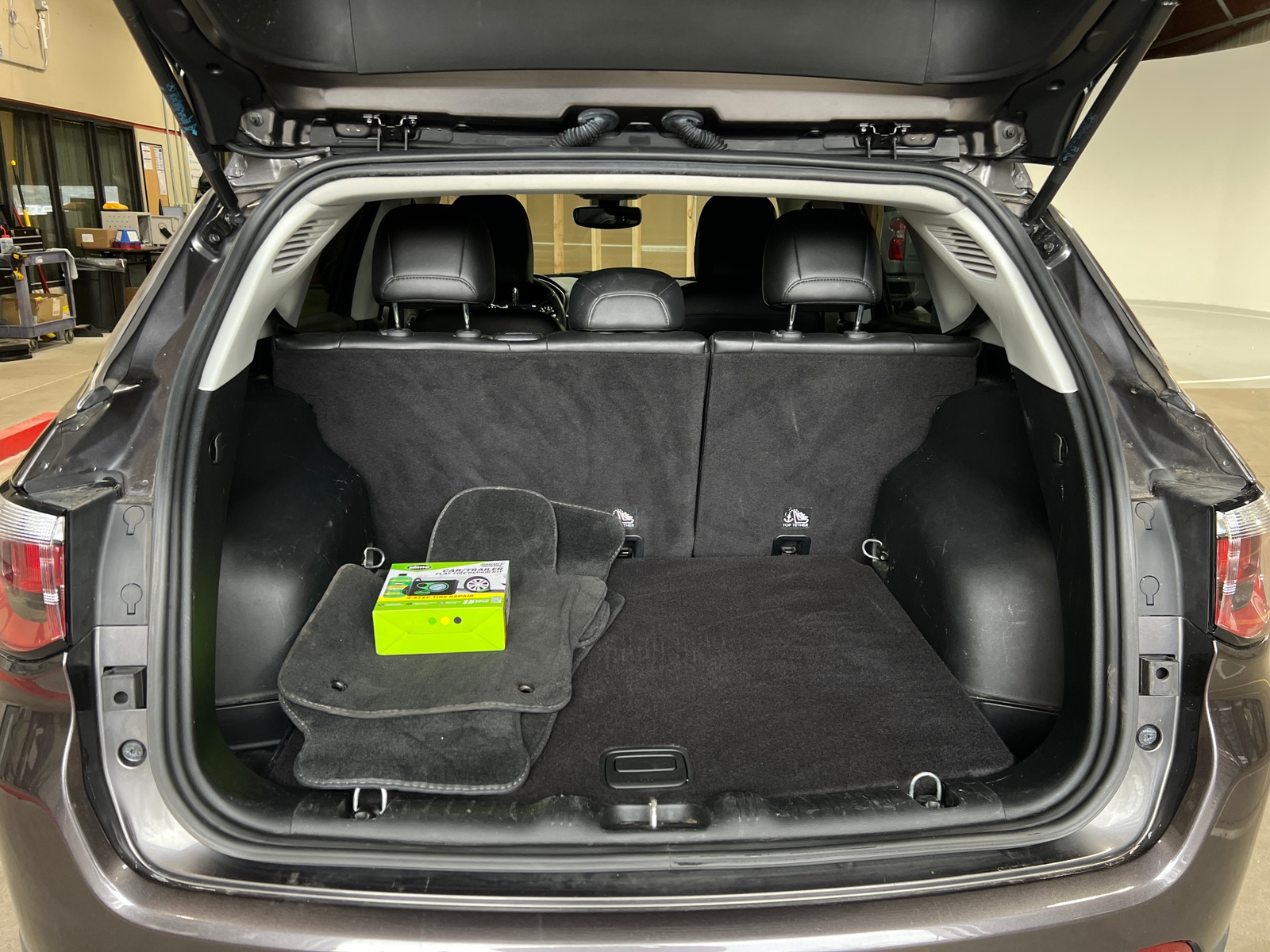 Thumbnail: 2018 Jeep Compass - 6