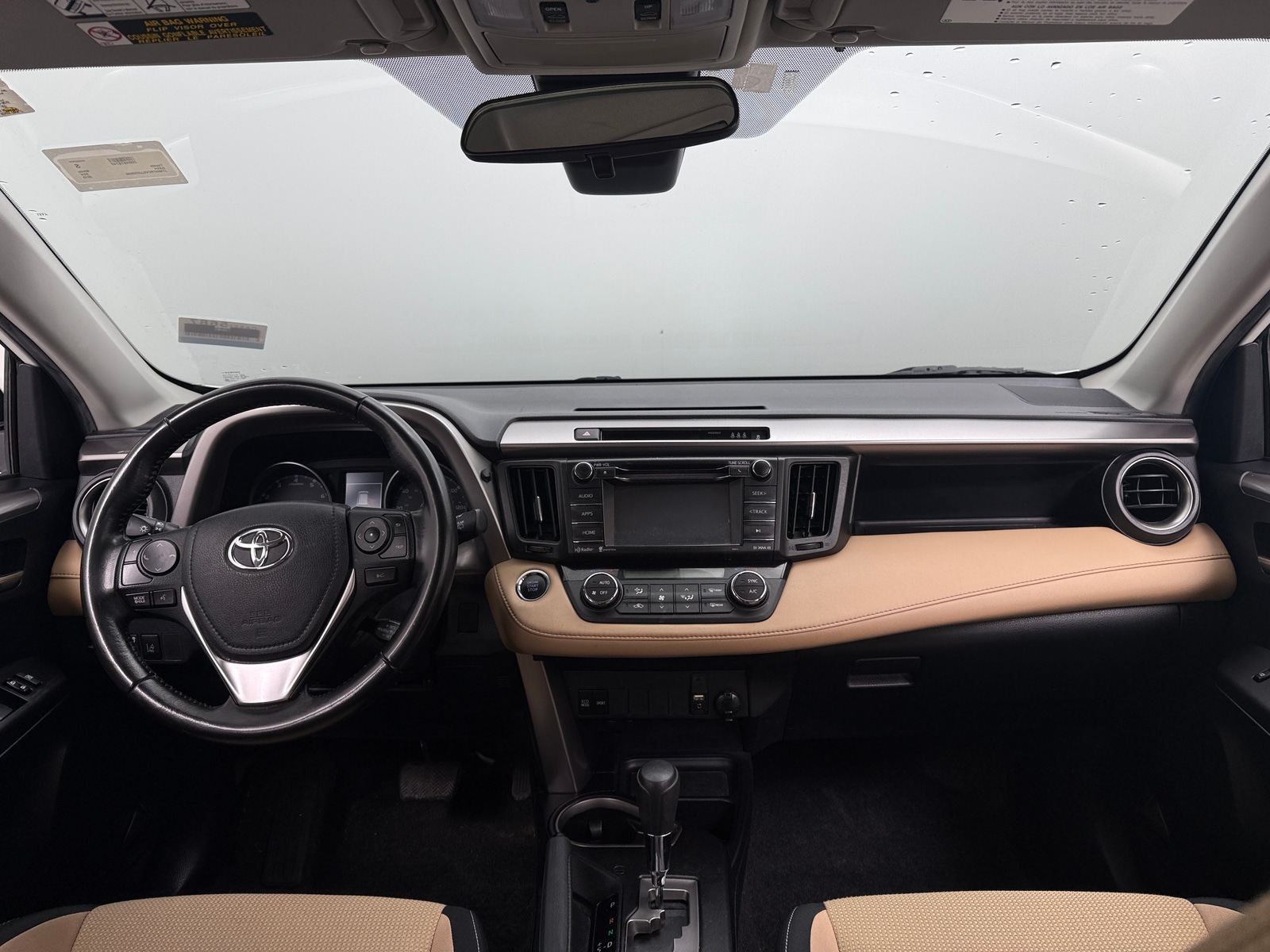 Thumbnail: 2018 Toyota RAV4 - 3