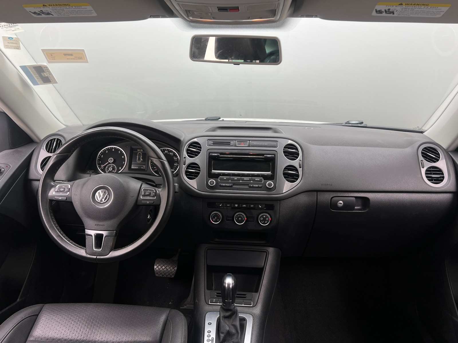 Thumbnail: 2014 Volkswagen Tiguan - 3