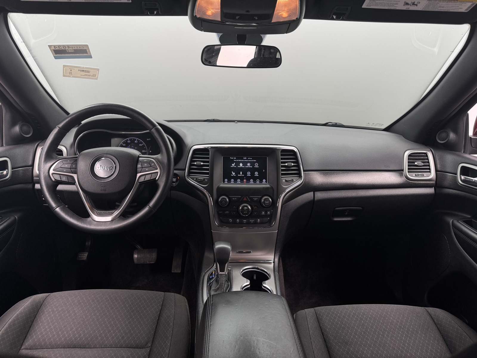 Thumbnail: 2018 Jeep Grand Cherokee - 3