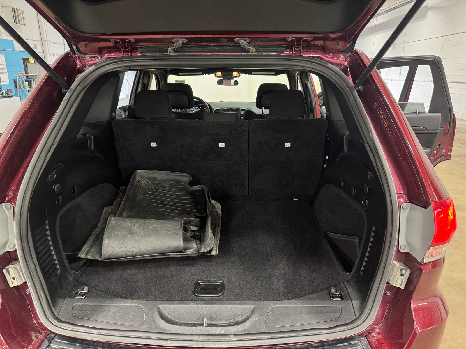 Thumbnail: 2018 Jeep Grand Cherokee - 7