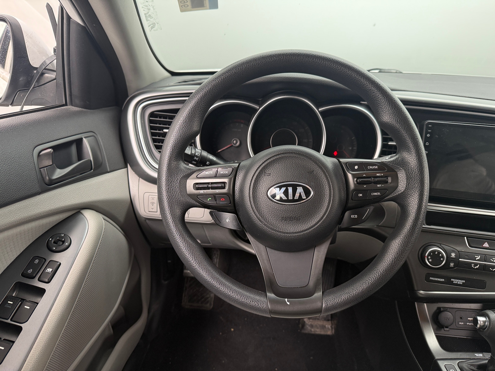 Thumbnail: 2015 Kia Optima - 5