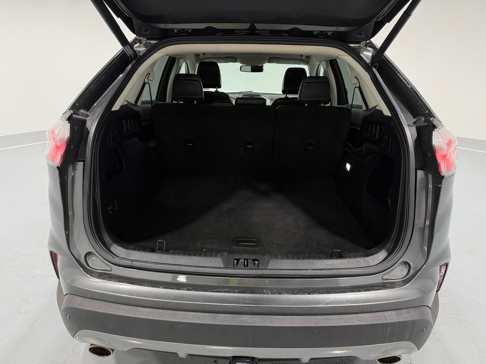 Thumbnail: 2020 Ford Edge - 6