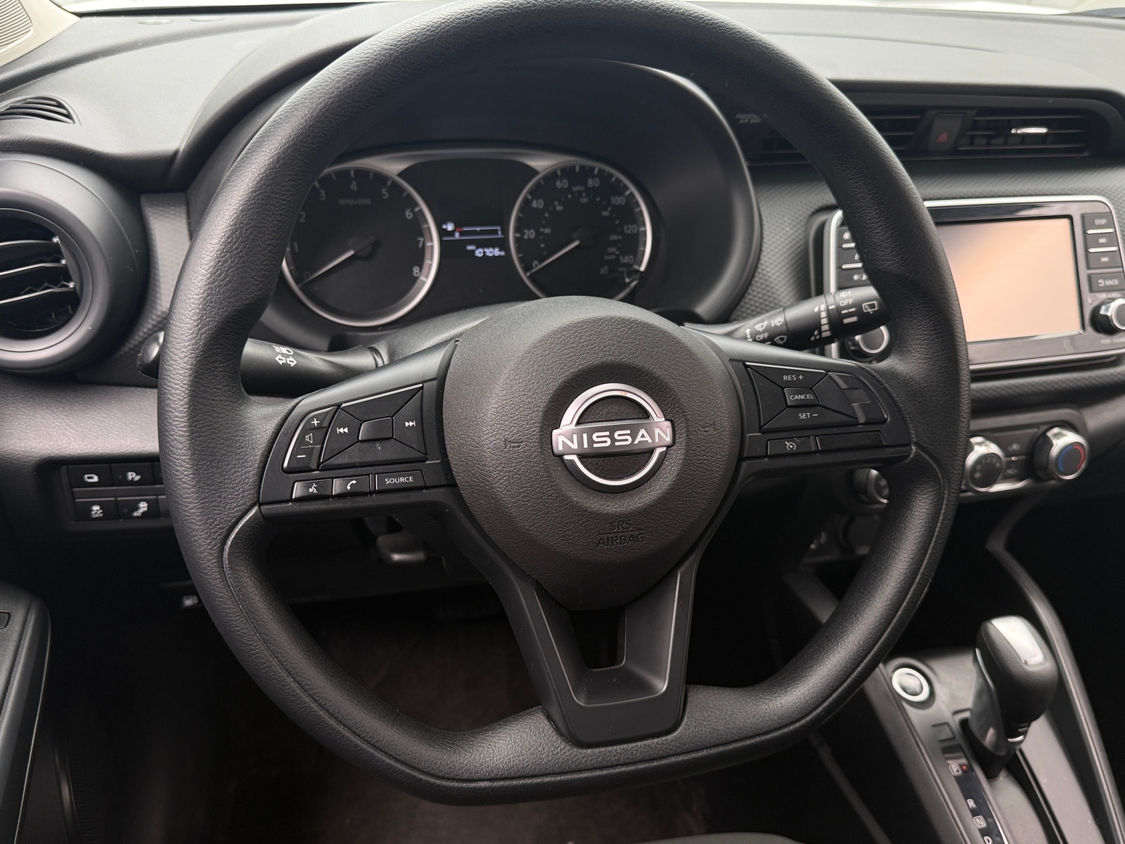 Thumbnail: 2025 Nissan Kicks - 5