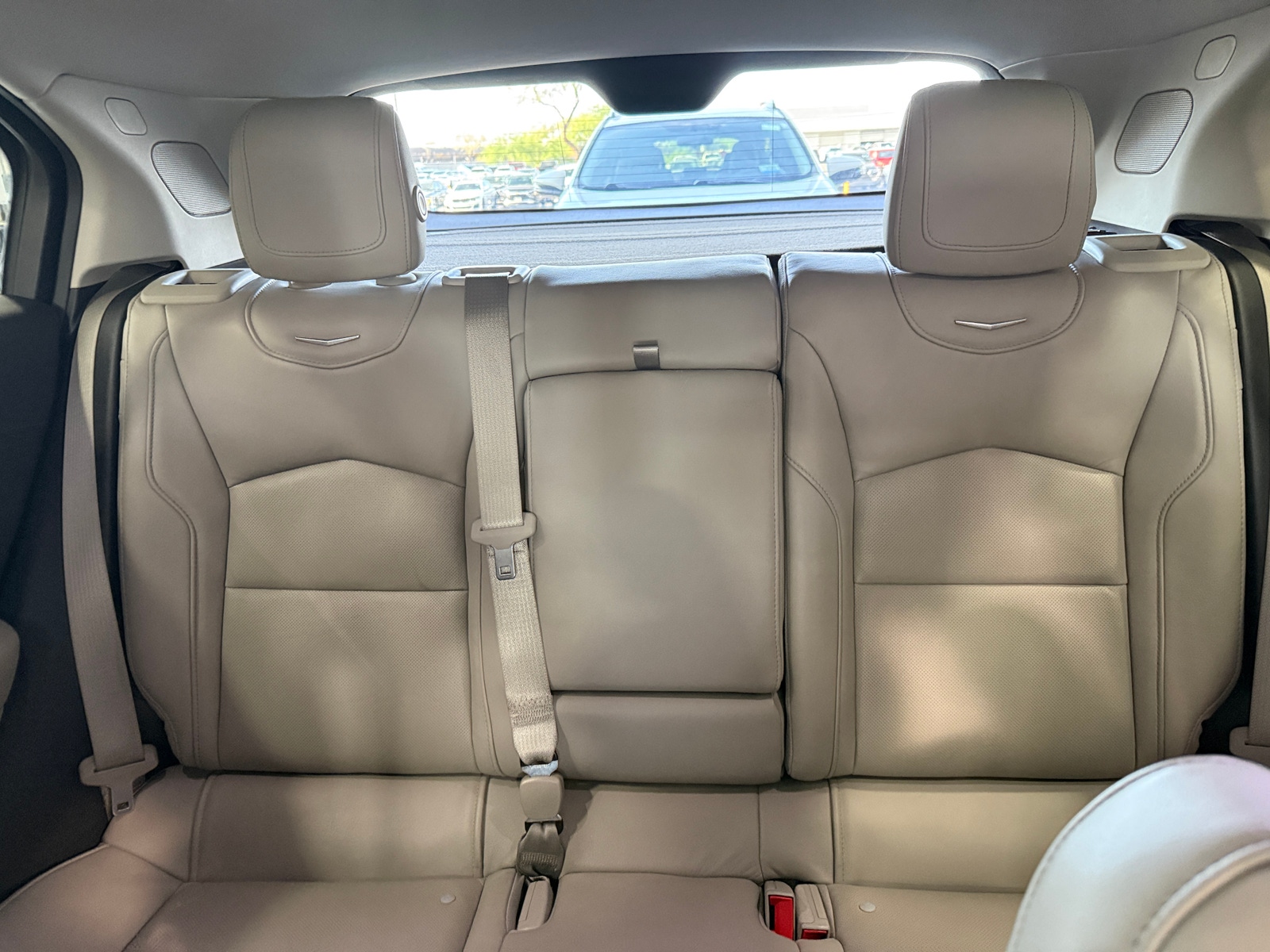 Thumbnail: 2019 Cadillac XT4 - 5