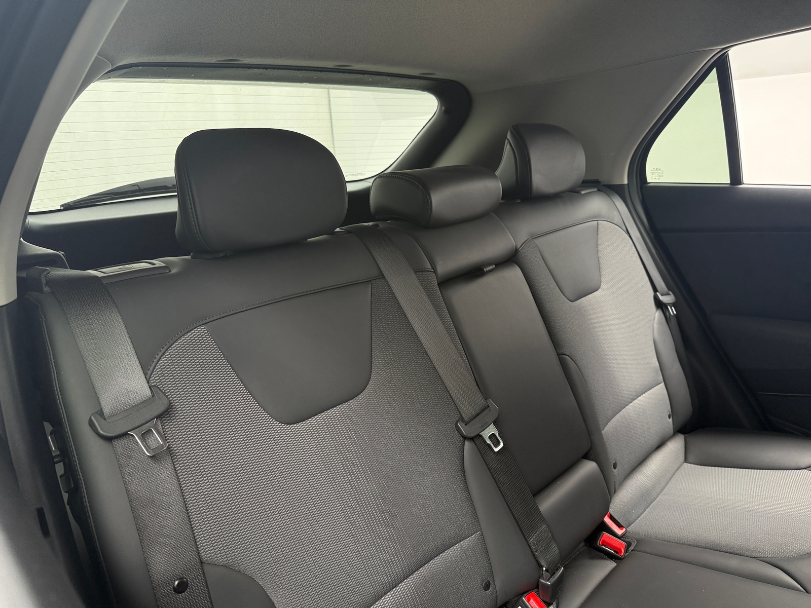 Thumbnail: 2024 Kia Niro - 6