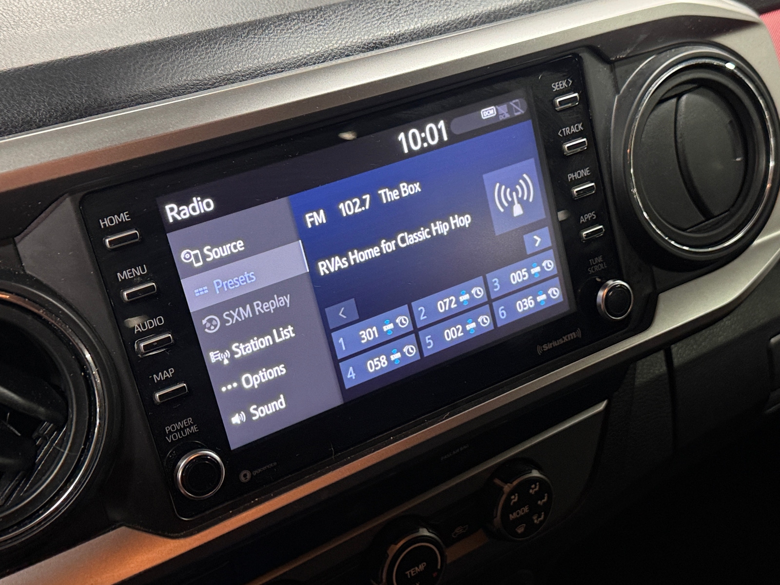 Thumbnail: 2022 Toyota Tacoma - 4