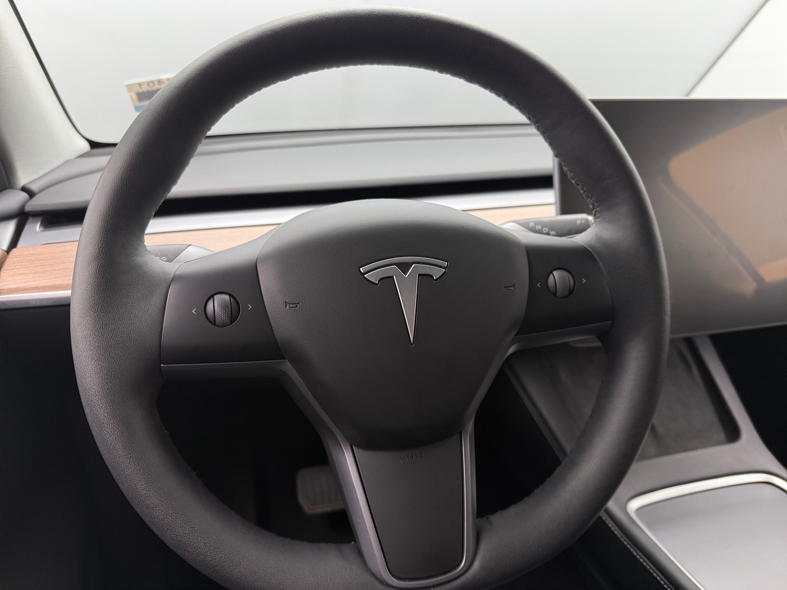 Thumbnail: 2025 Tesla Model Y - 4