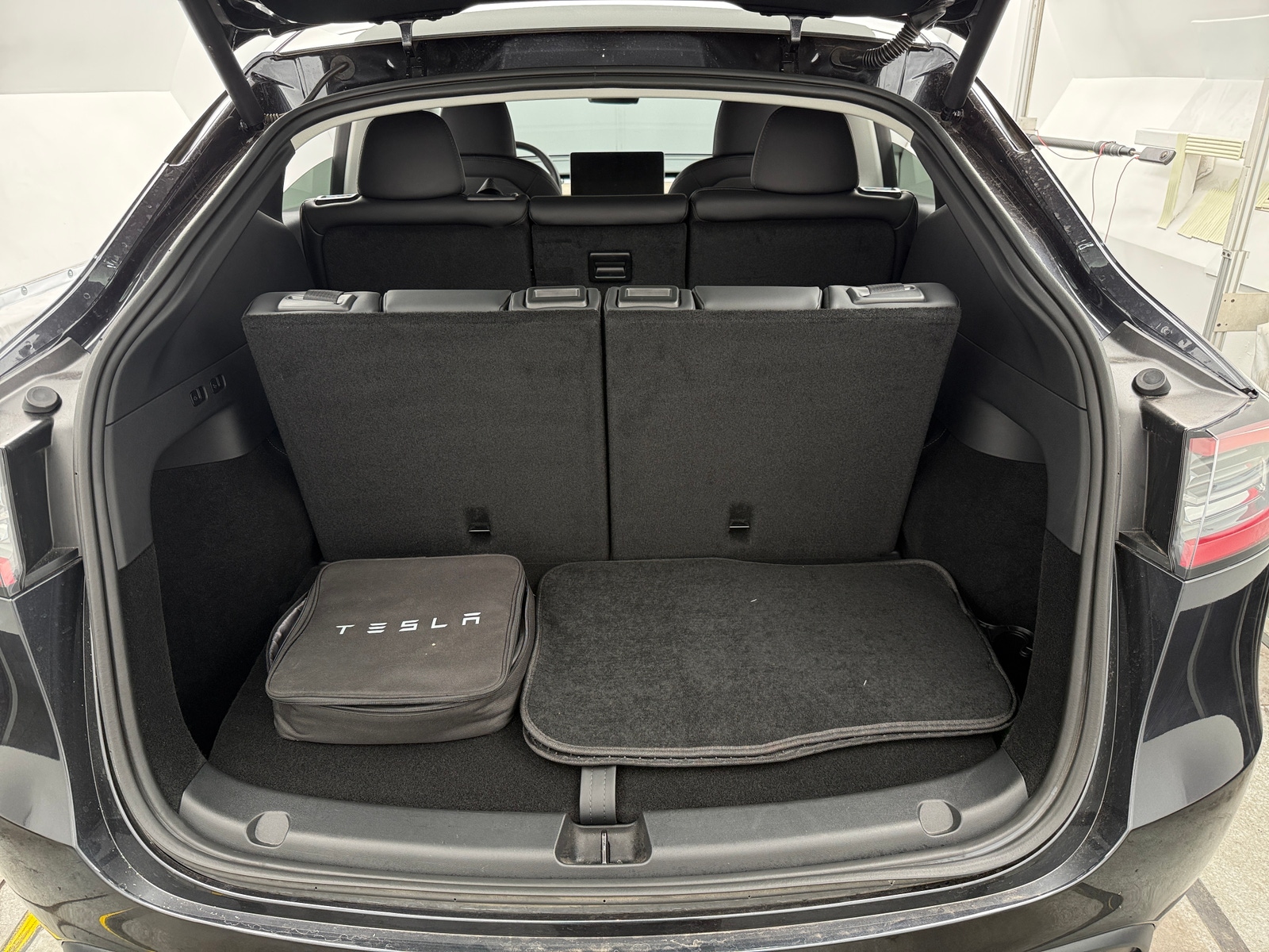 Thumbnail: 2025 Tesla Model Y - 6