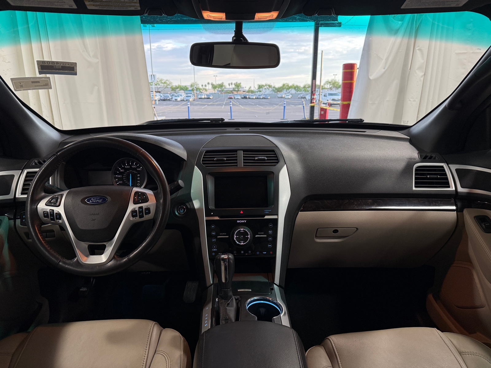 Thumbnail: 2015 Ford Explorer - 2