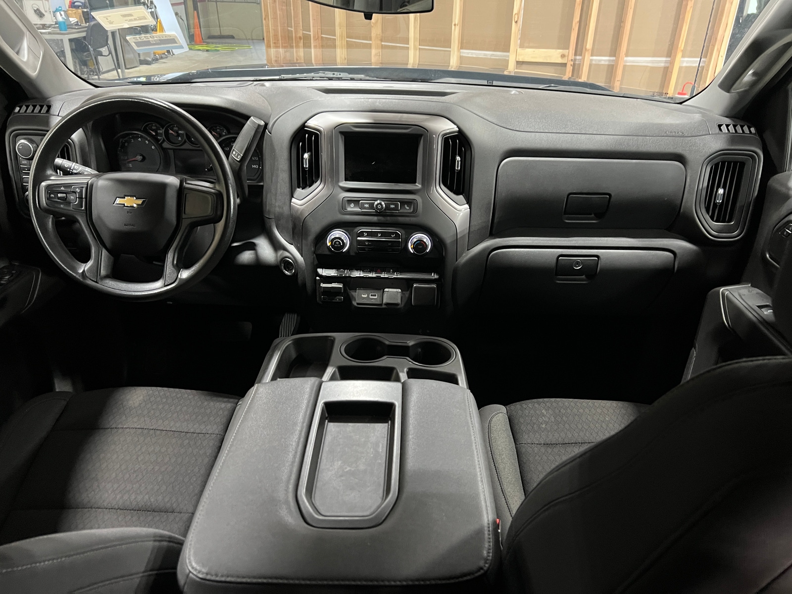 Thumbnail: 2023 Chevrolet Silverado 1500 - 3