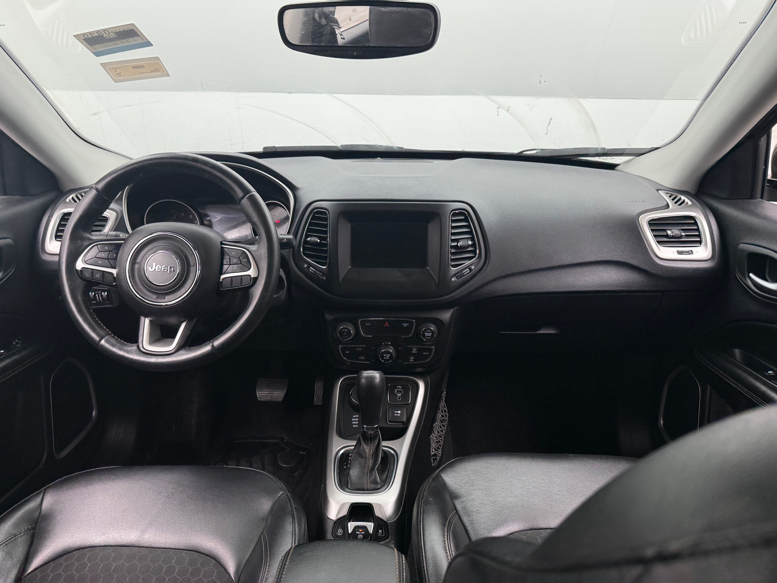 Thumbnail: 2018 Jeep Compass - 3