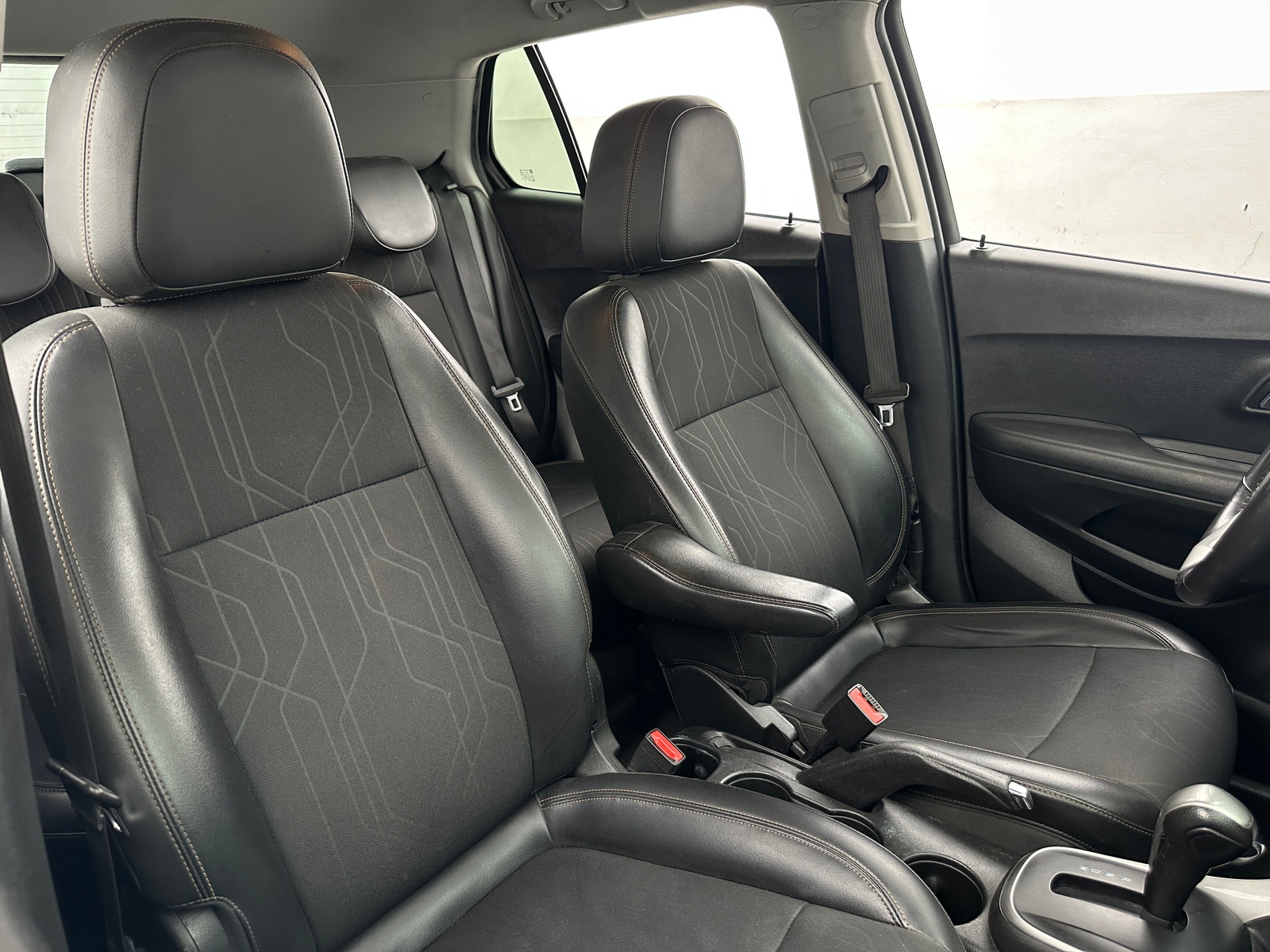 Thumbnail: 2020 Chevrolet Trax - 2