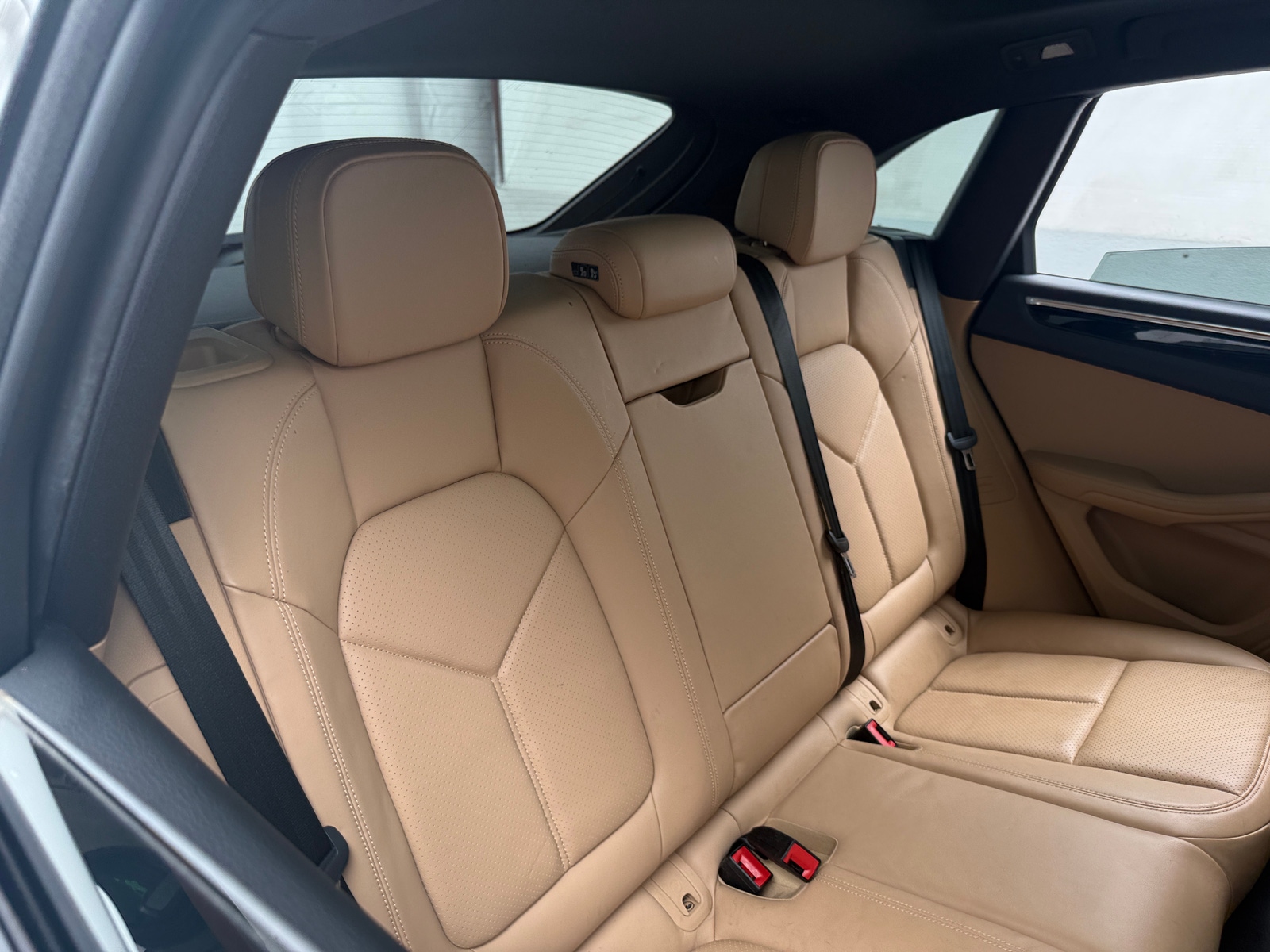 Thumbnail: 2018 Porsche Macan - 5