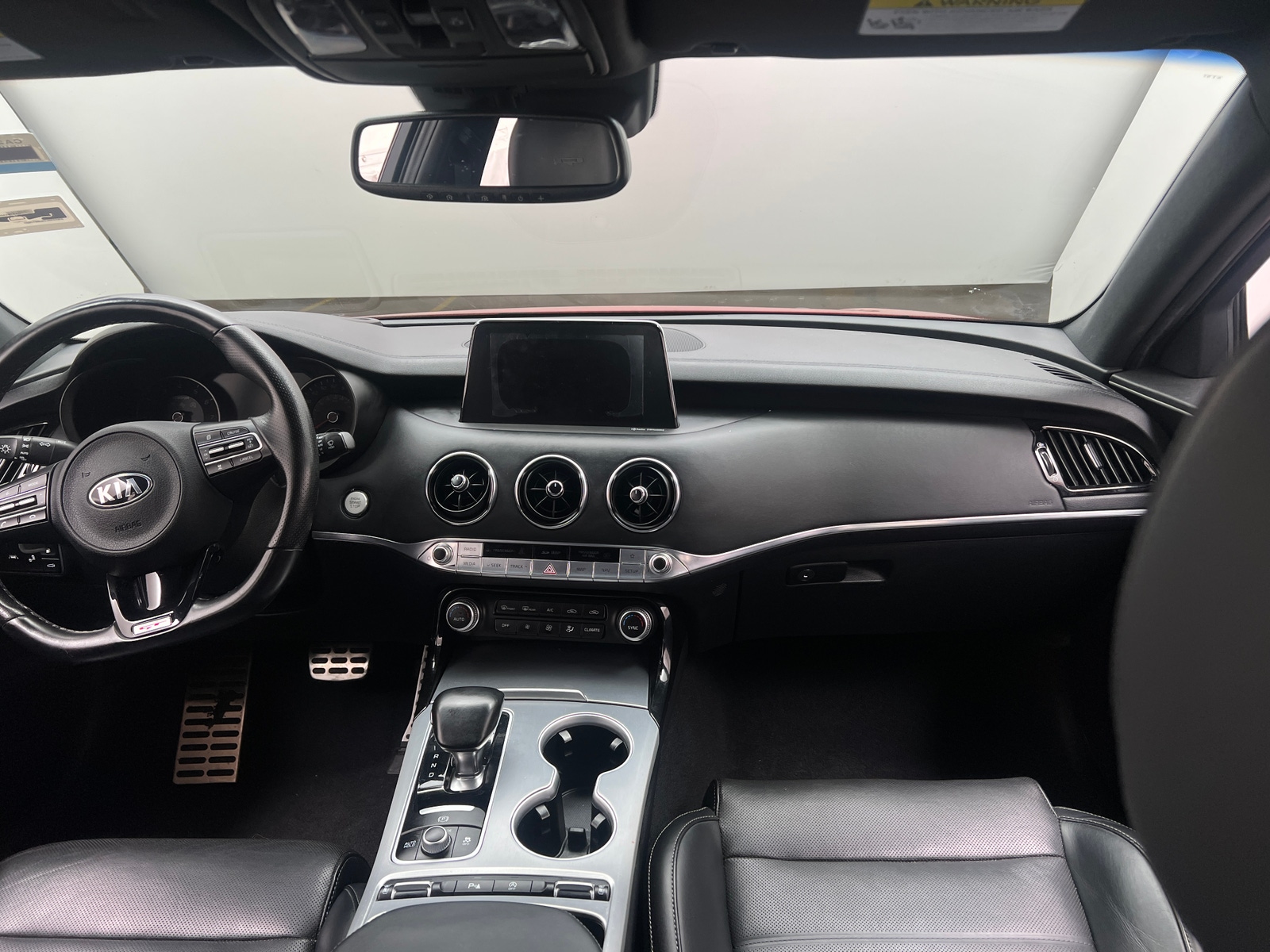 Thumbnail: 2018 Kia Stinger - 2