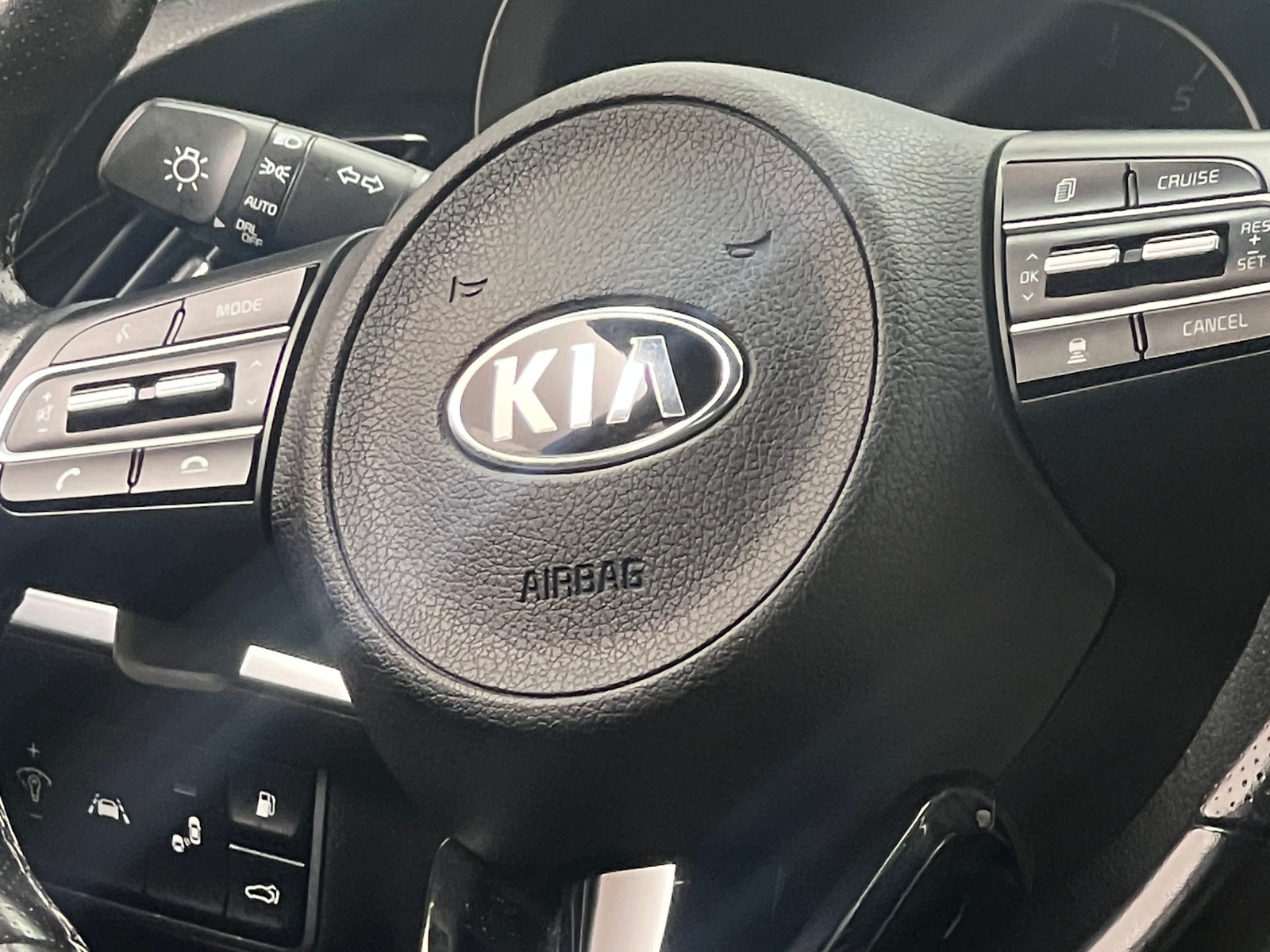 Thumbnail: 2018 Kia Stinger - 4