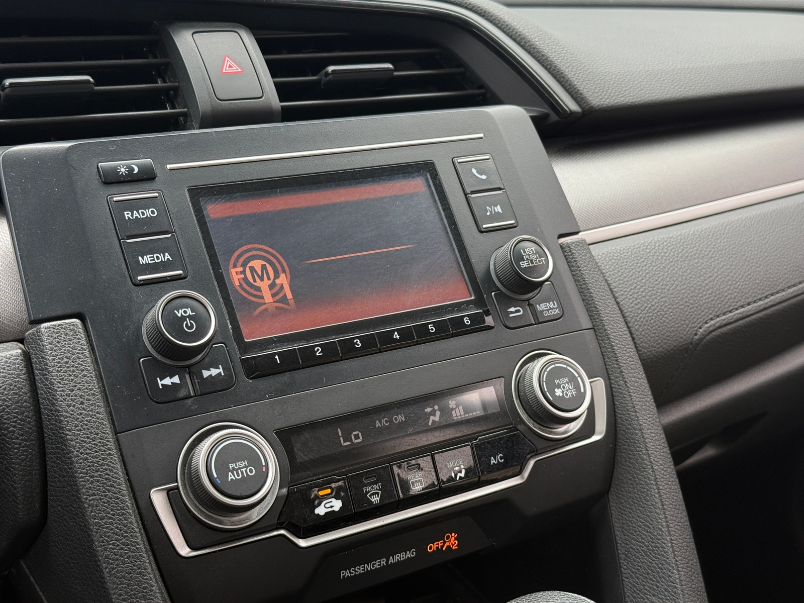 Thumbnail: 2016 Honda Civic - 4