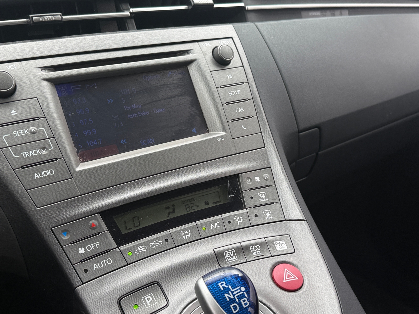 Thumbnail: 2013 Toyota Prius - 4