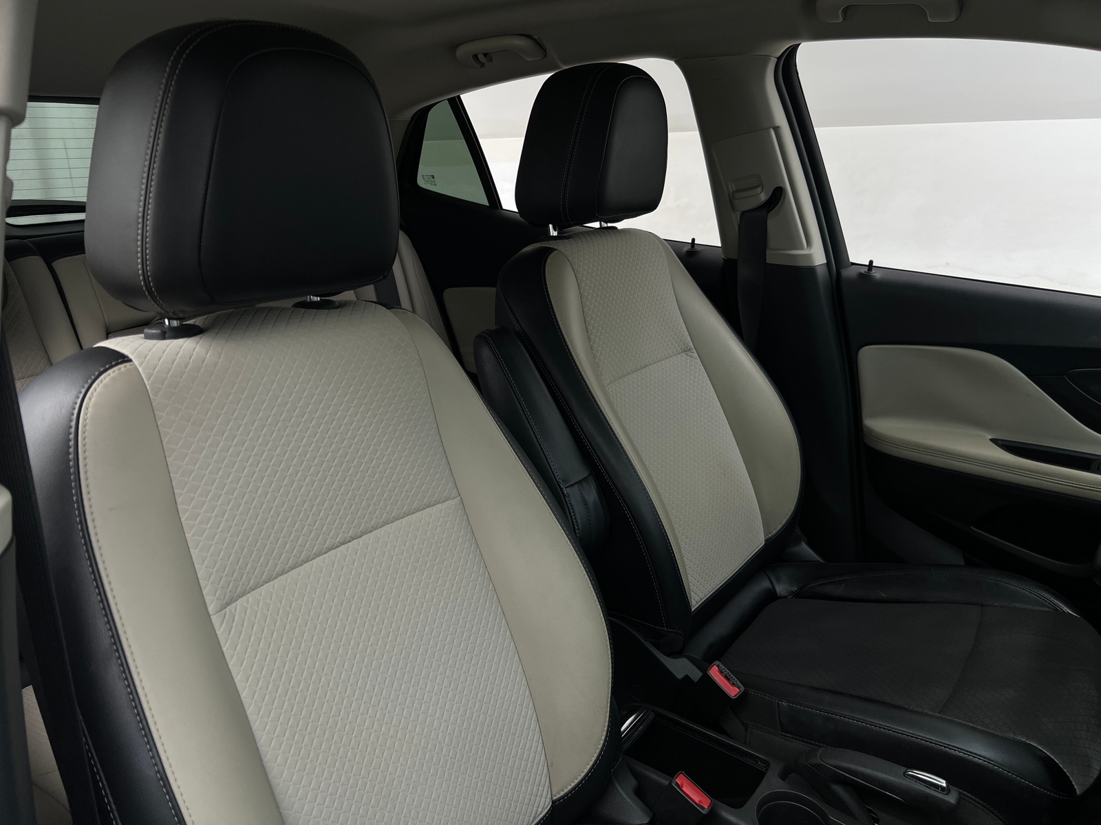 Thumbnail: 2019 Buick Encore - 2