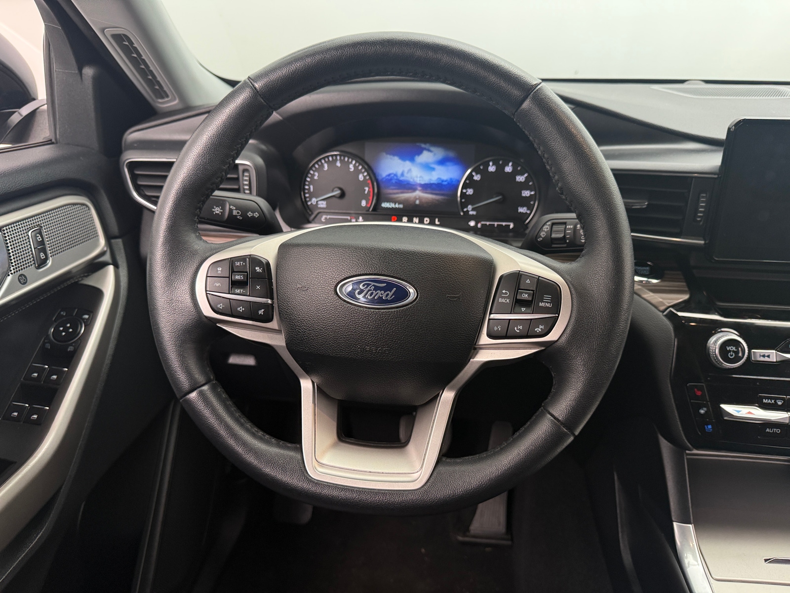 Thumbnail: 2024 Ford Explorer - 4