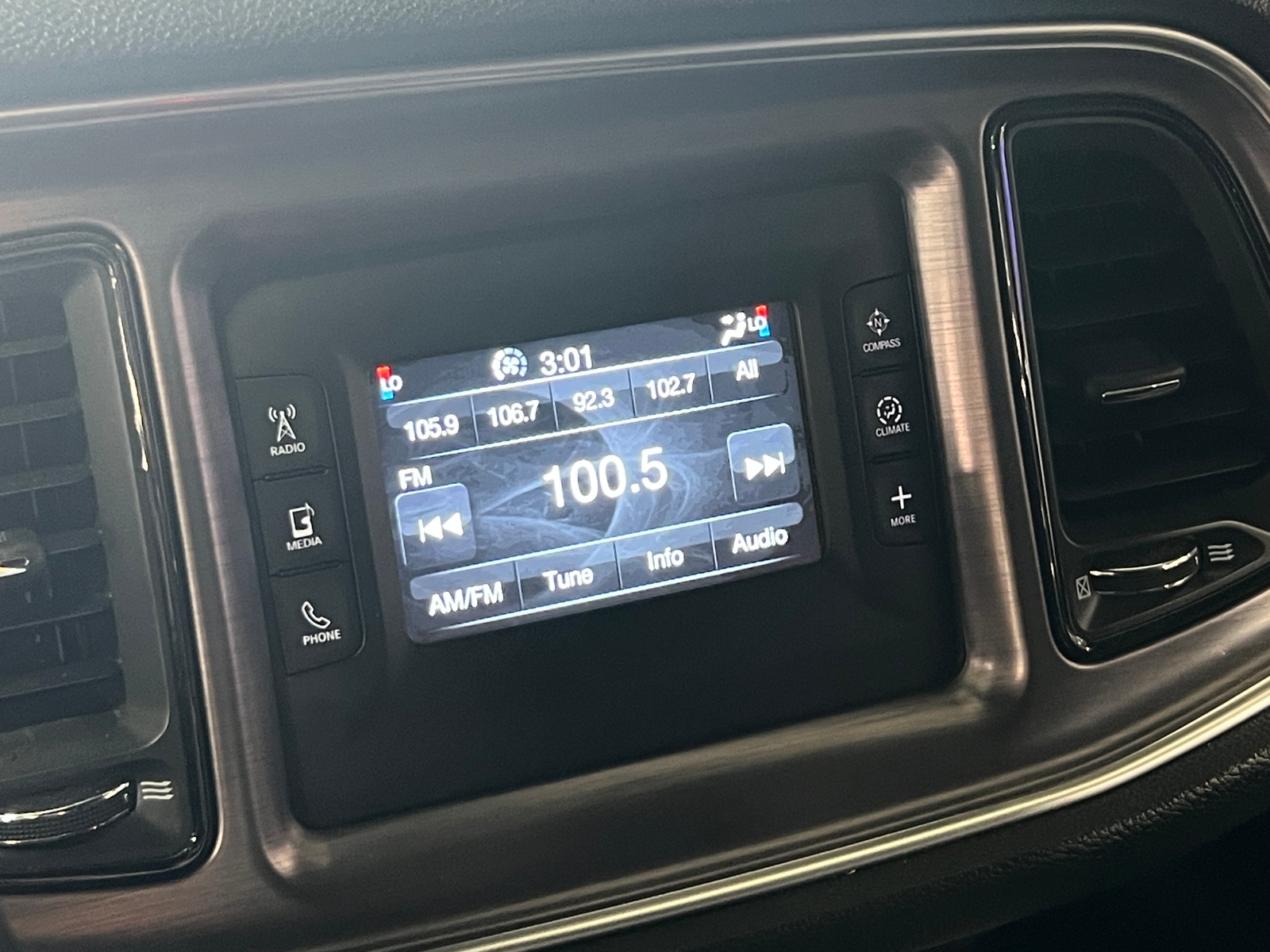 Thumbnail: 2015 Dodge Challenger - 3