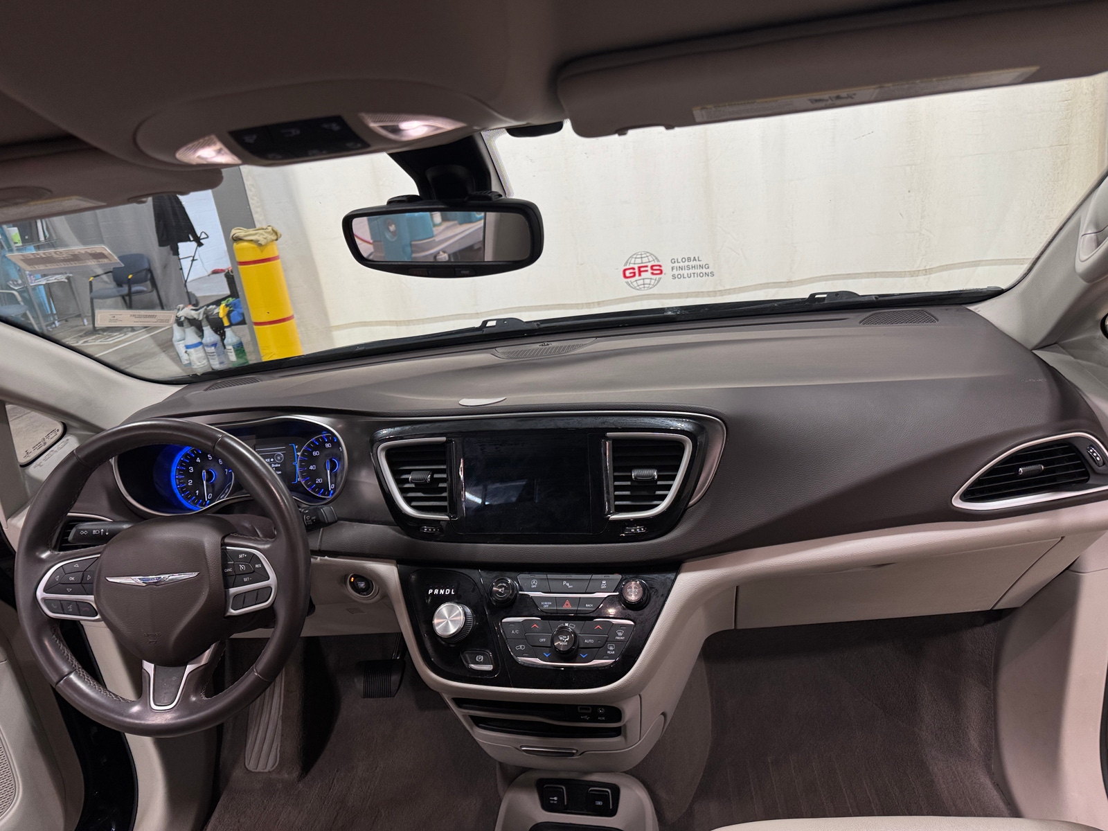 Thumbnail: 2017 Chrysler Pacifica - 2