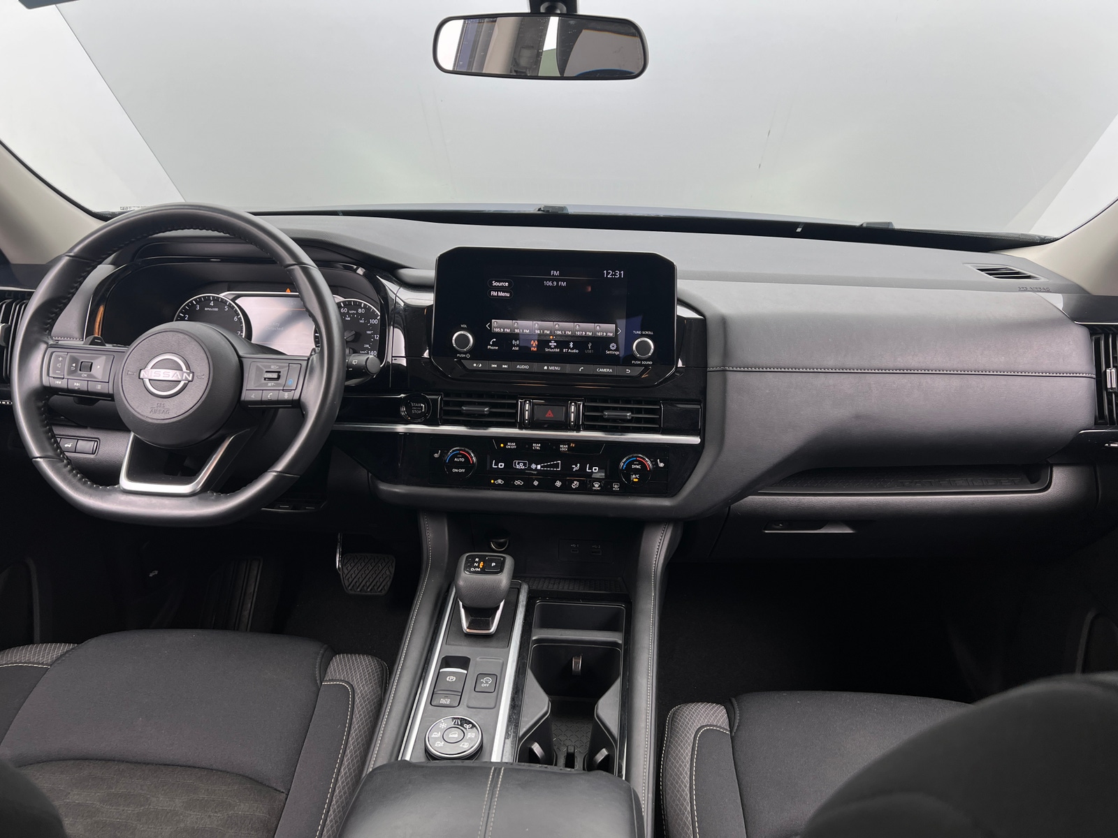 Thumbnail: 2025 Nissan Pathfinder - 3